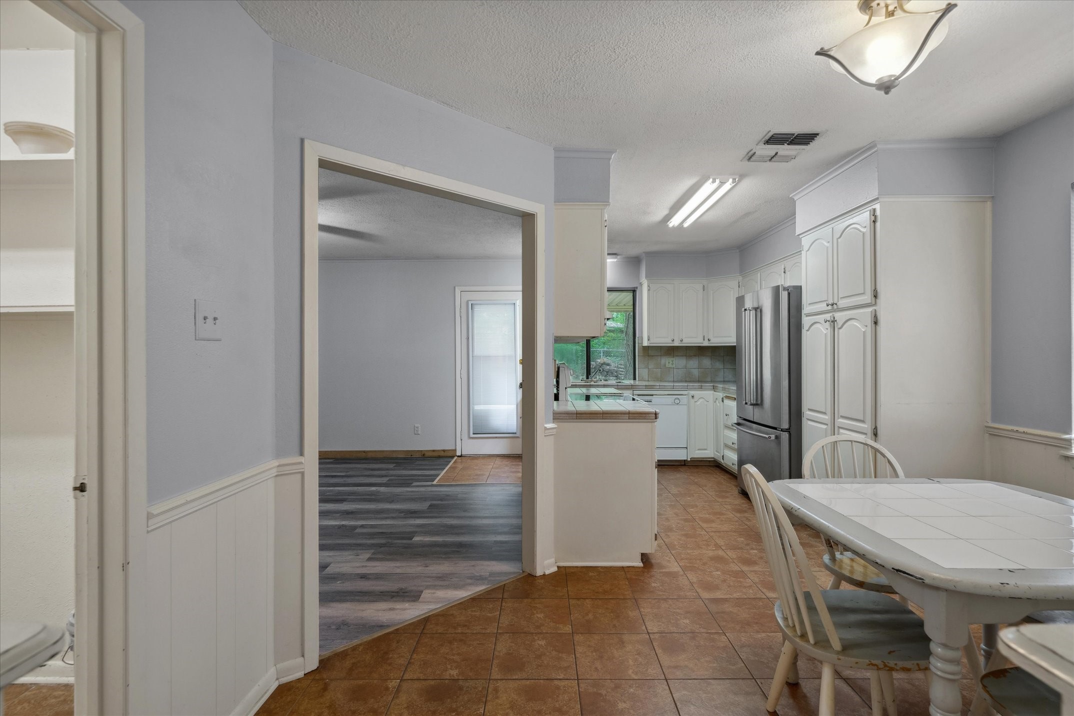 6179 State Highway 31 E