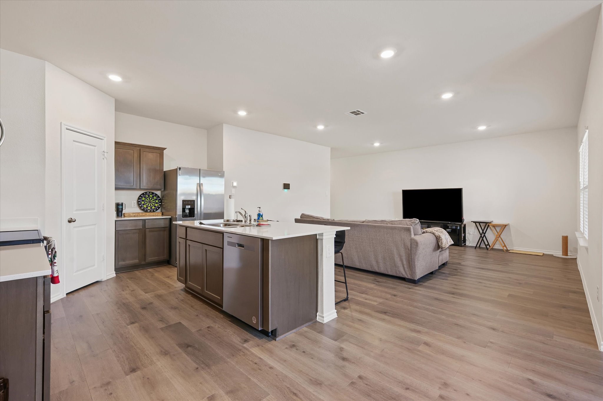 3329 Watterson Way