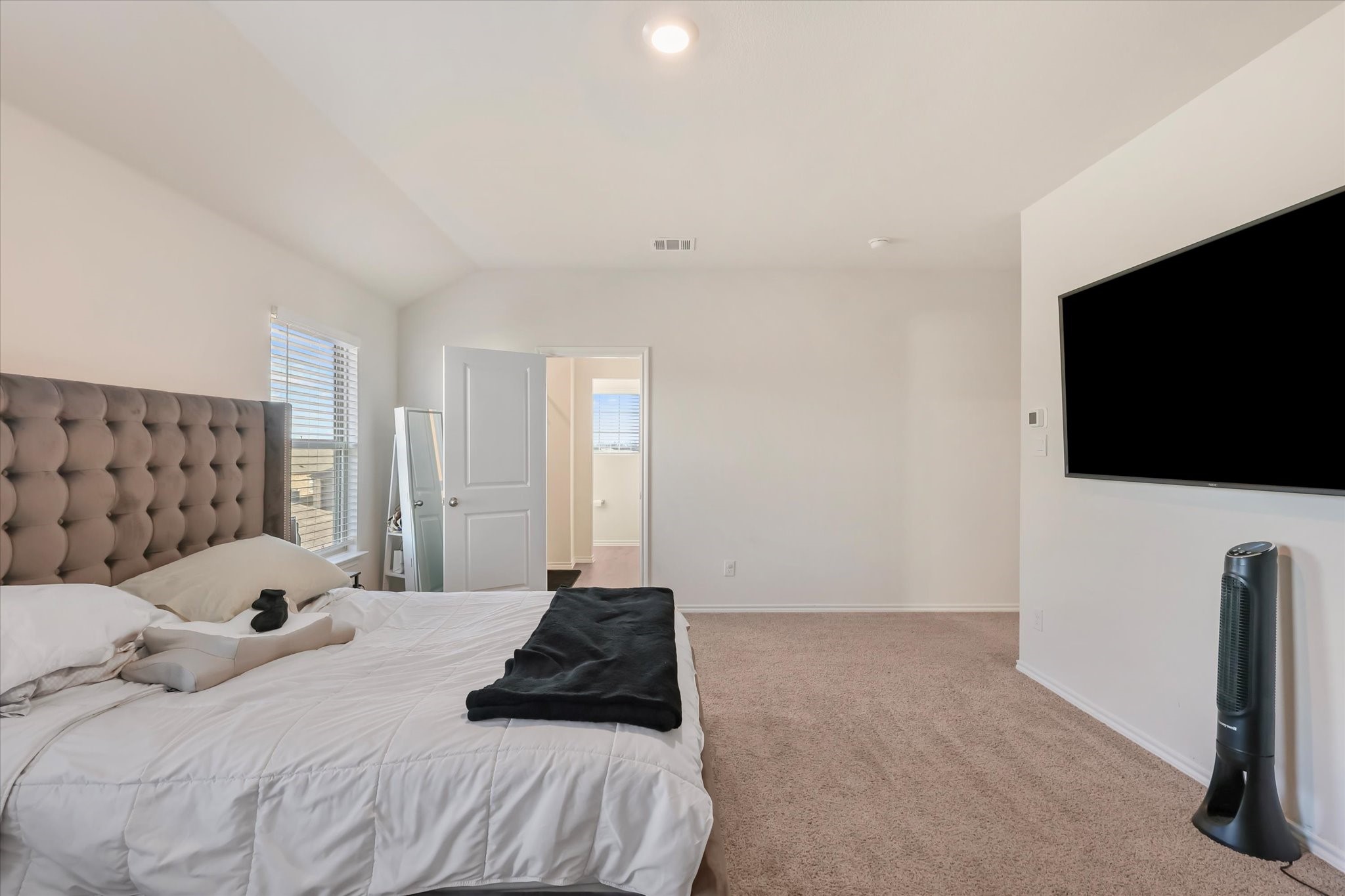3329 Watterson Way