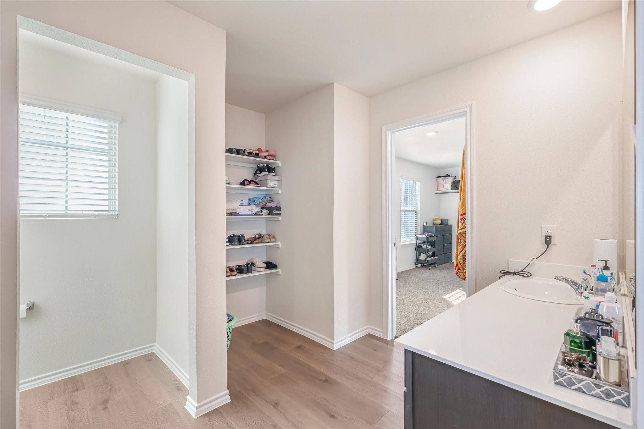 3329 Watterson Way