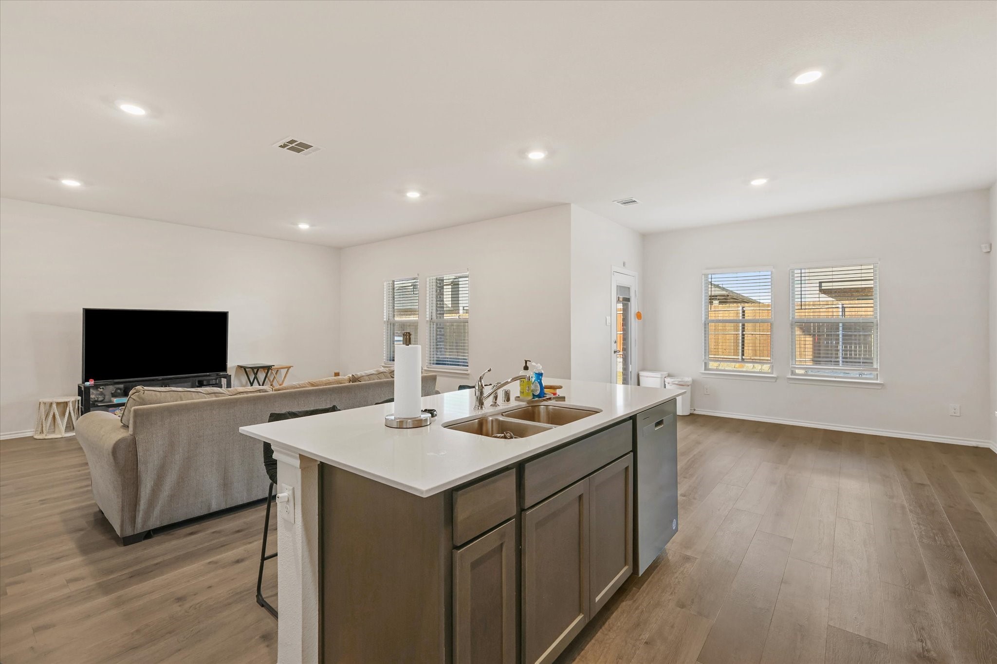 3329 Watterson Way