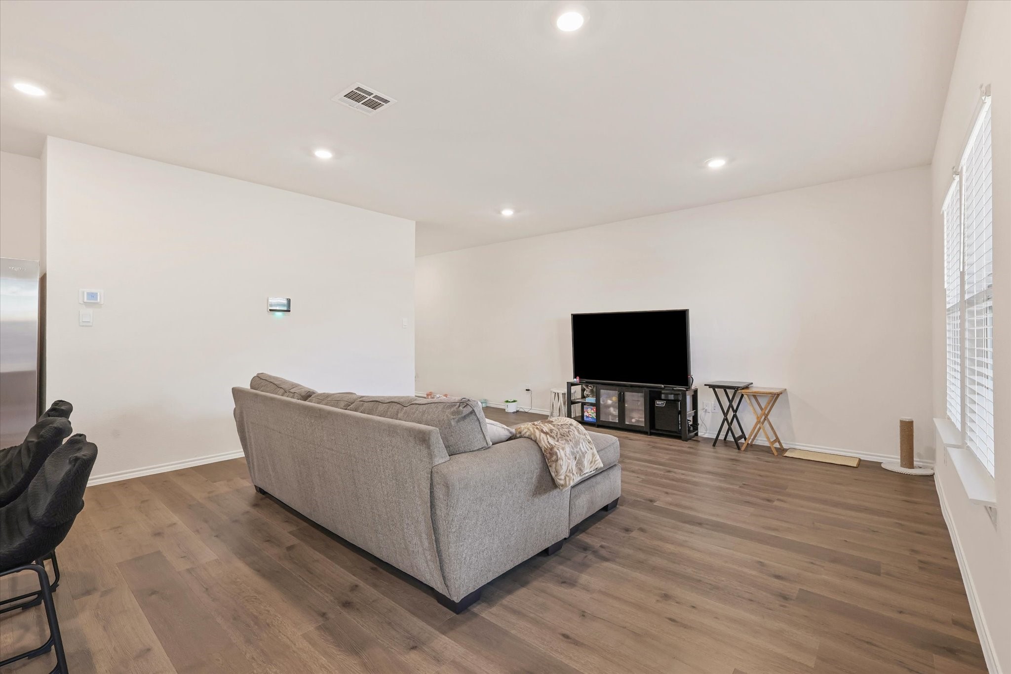 3329 Watterson Way