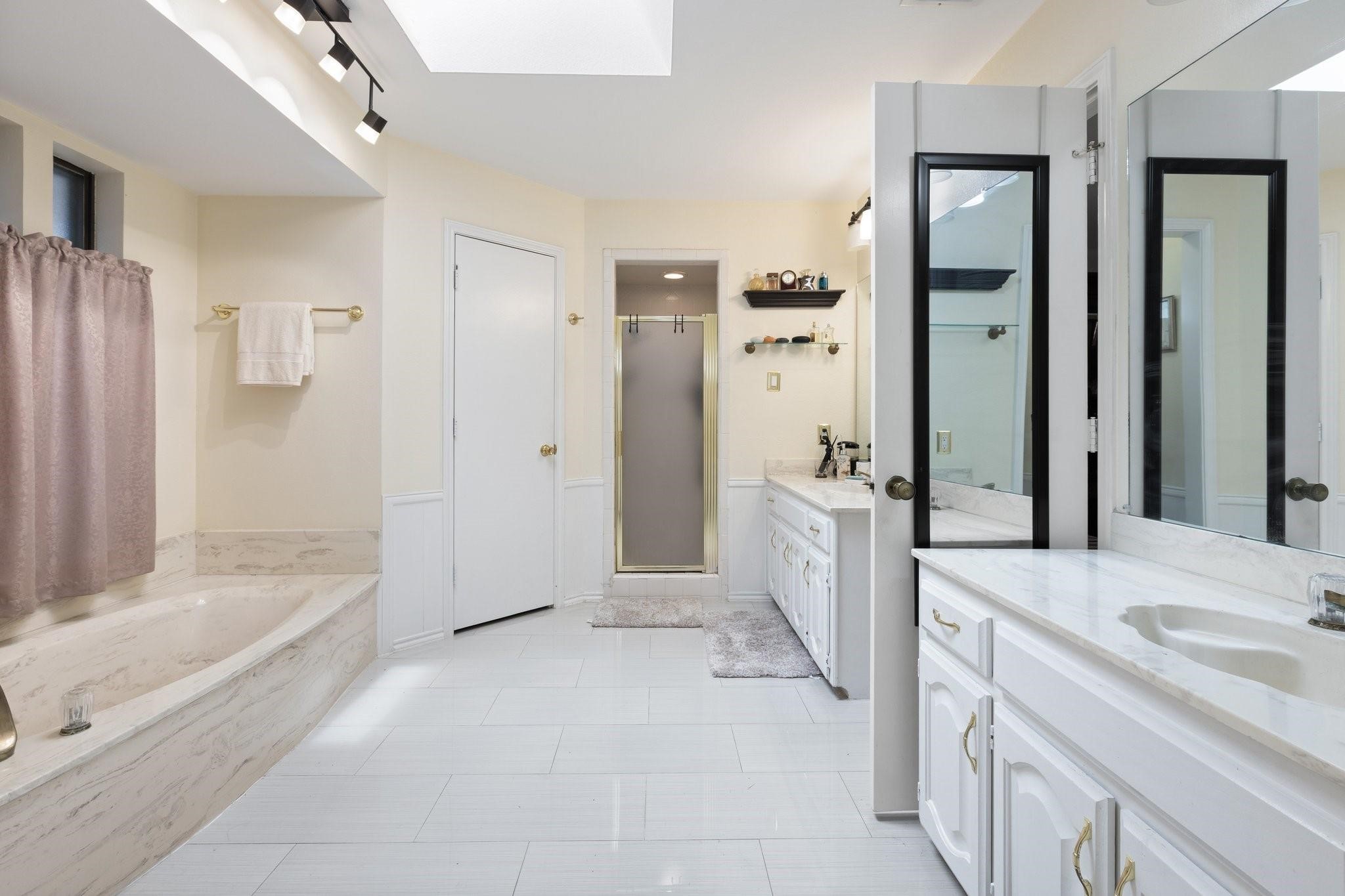 4525 Meadowview Drive