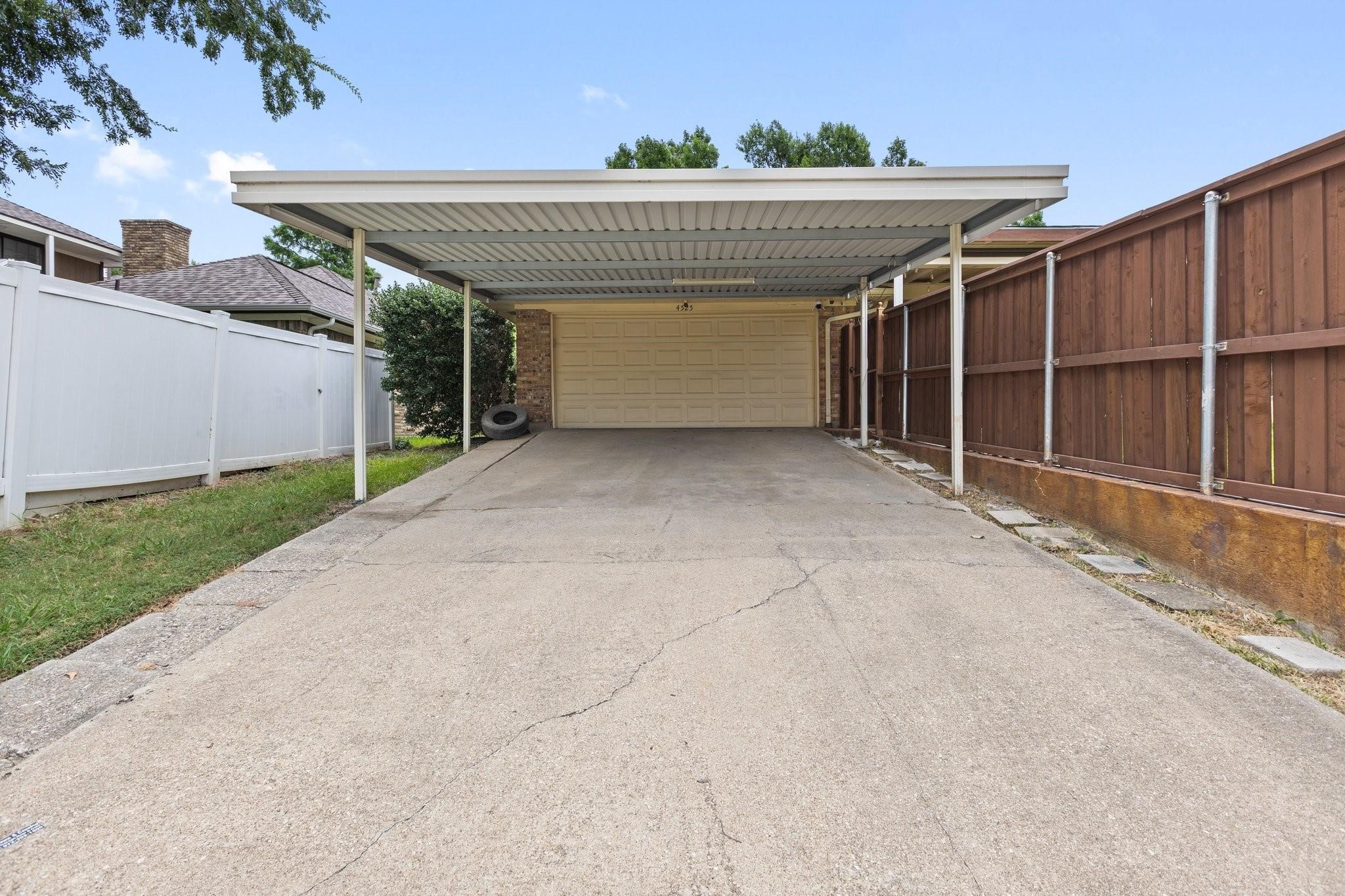 4525 Meadowview Drive