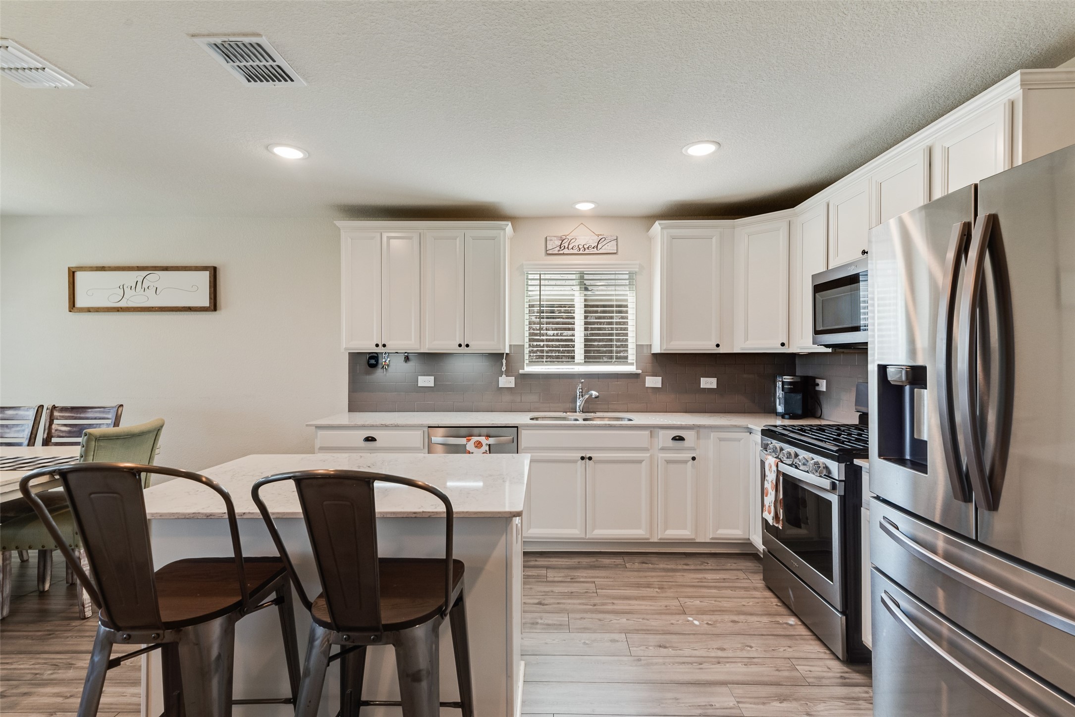 1912 Fox Glove Street