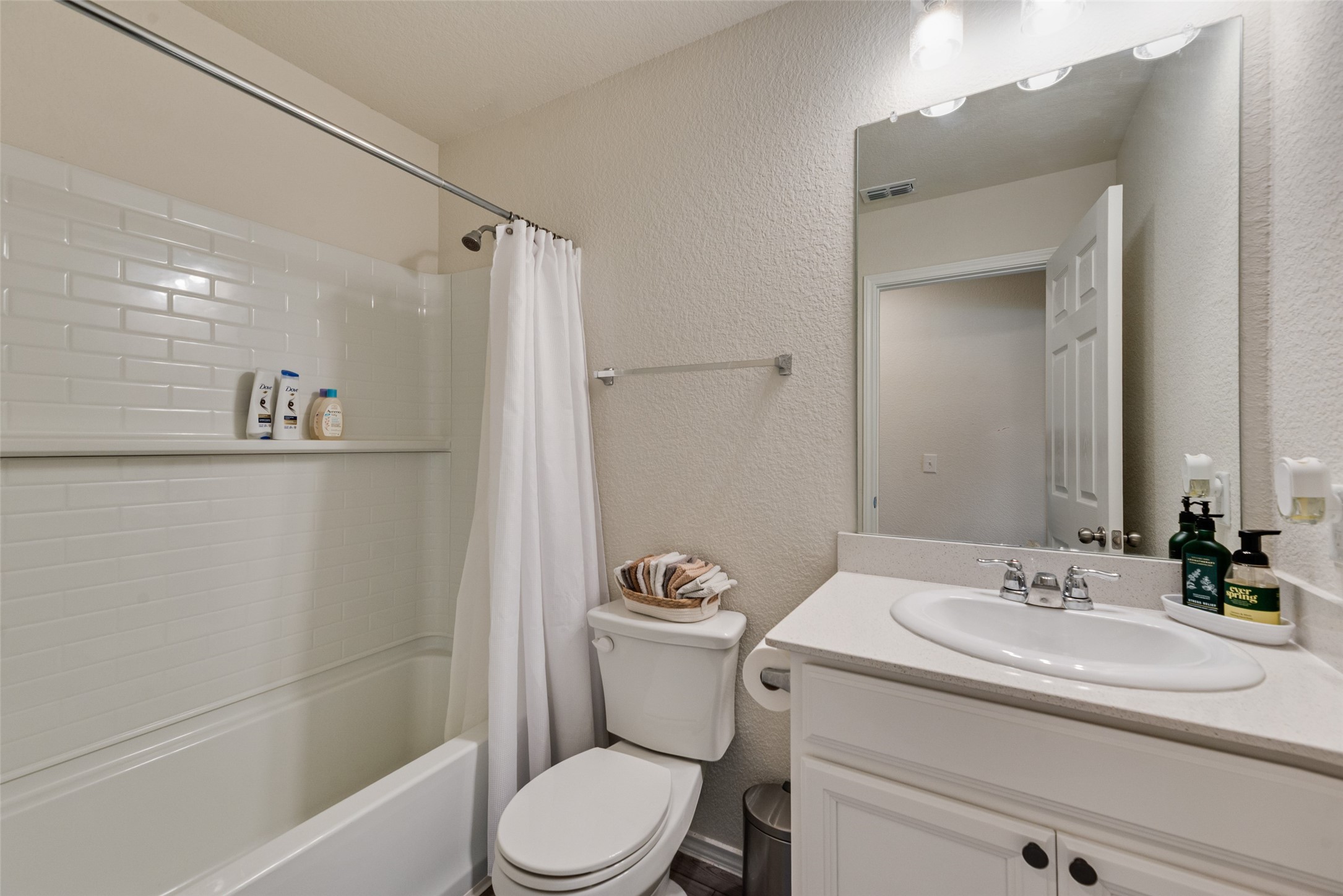 1912 Fox Glove Street