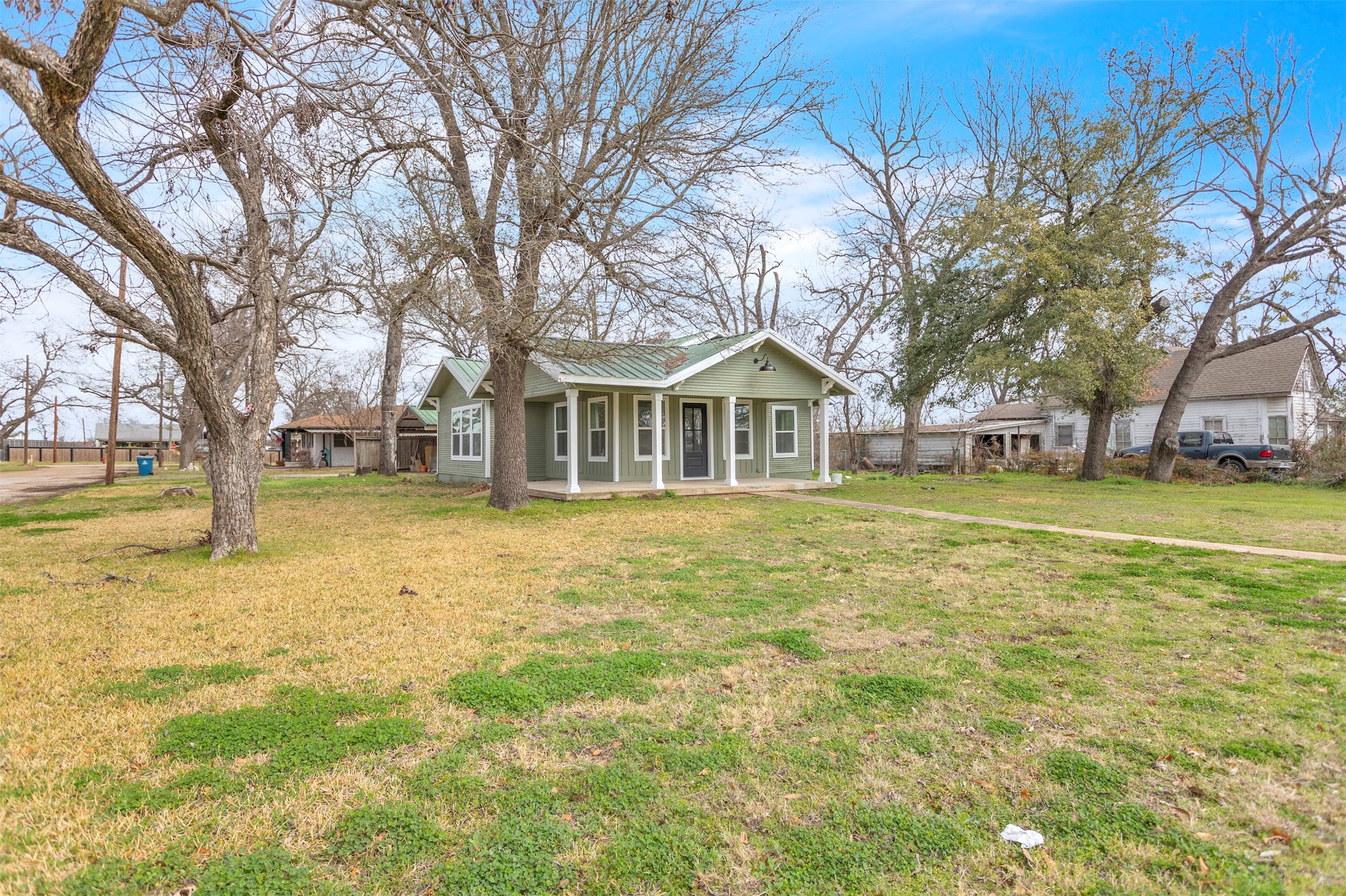 306 Comal