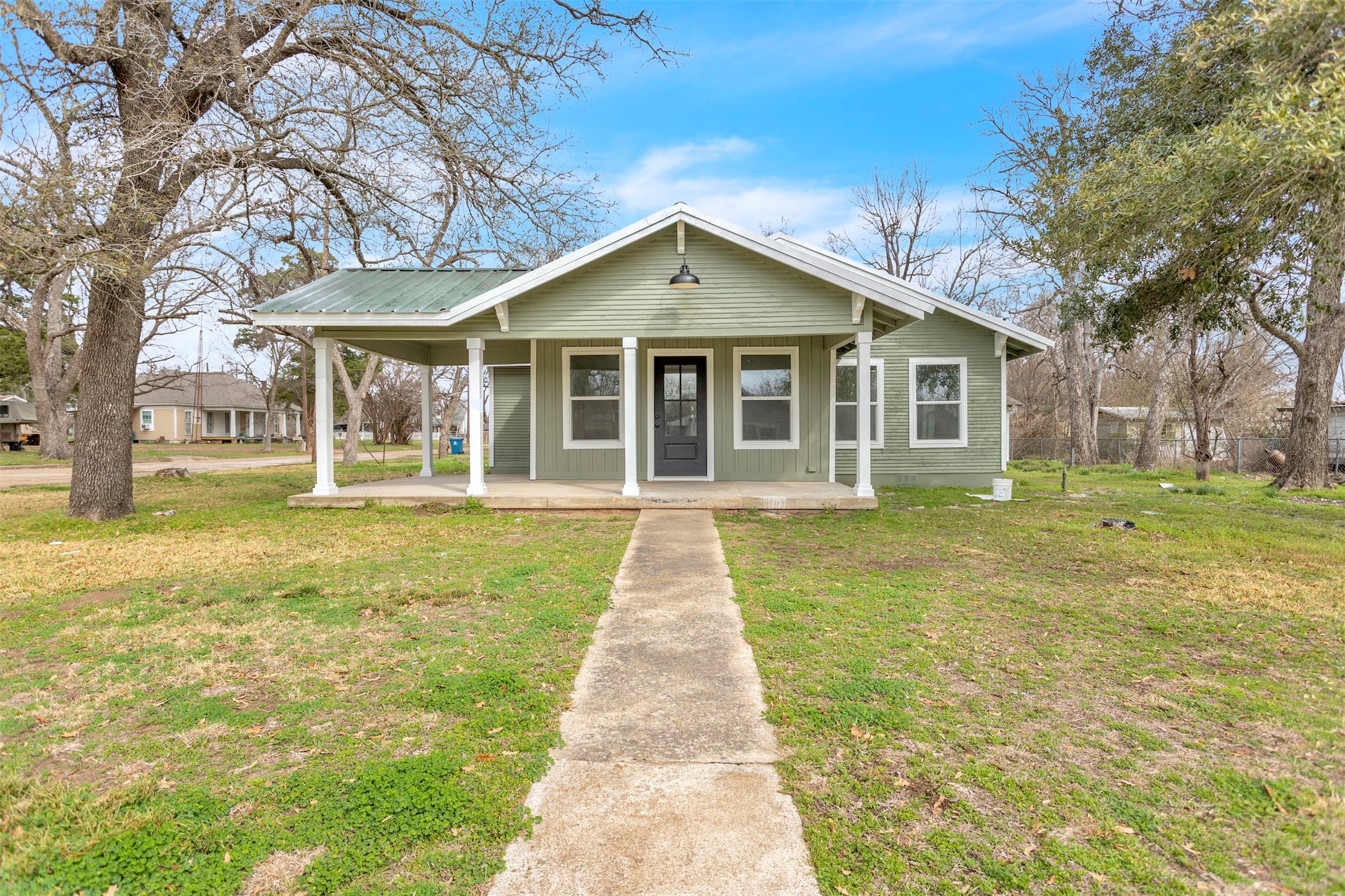 306 Comal