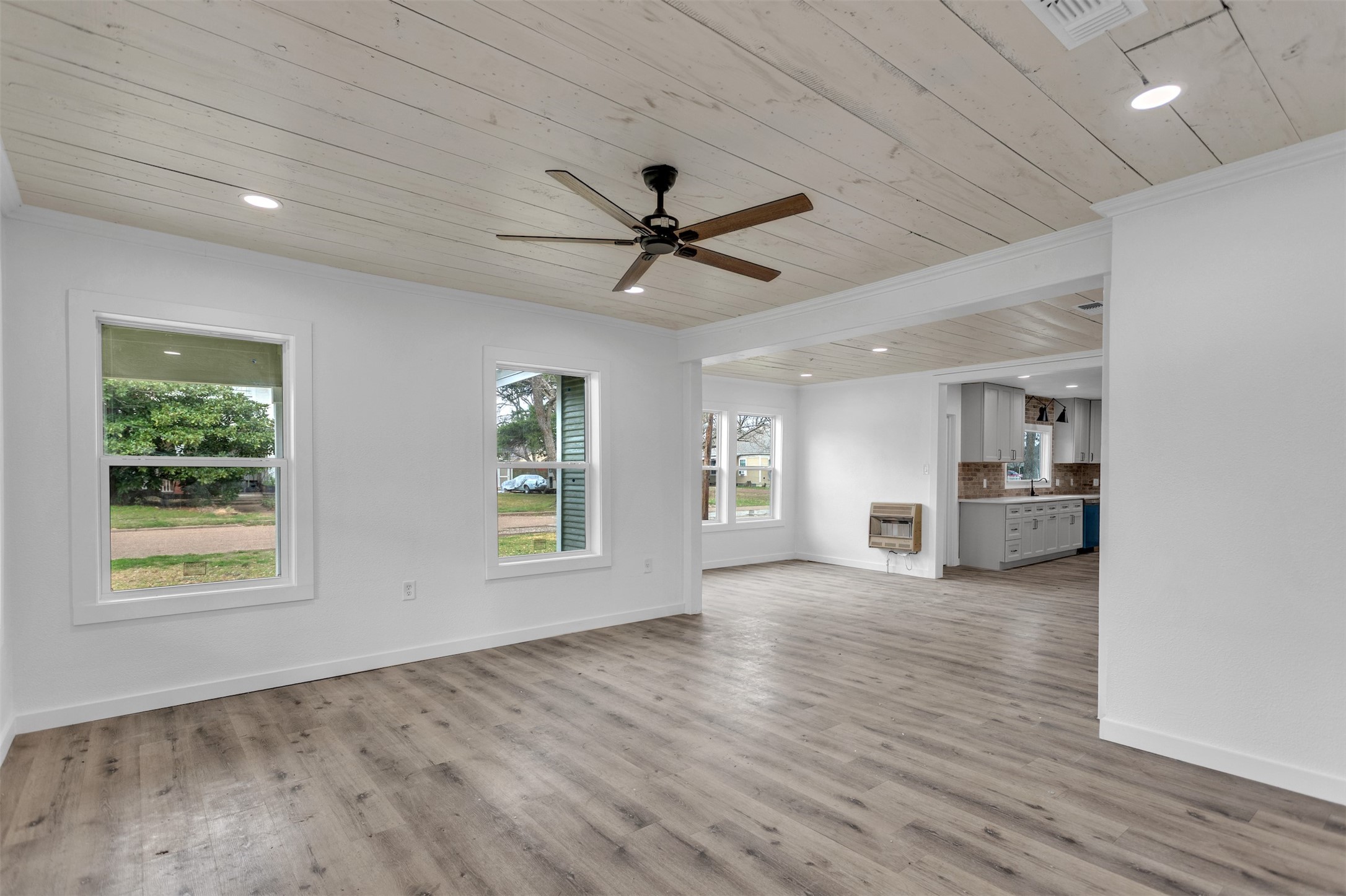 306 Comal