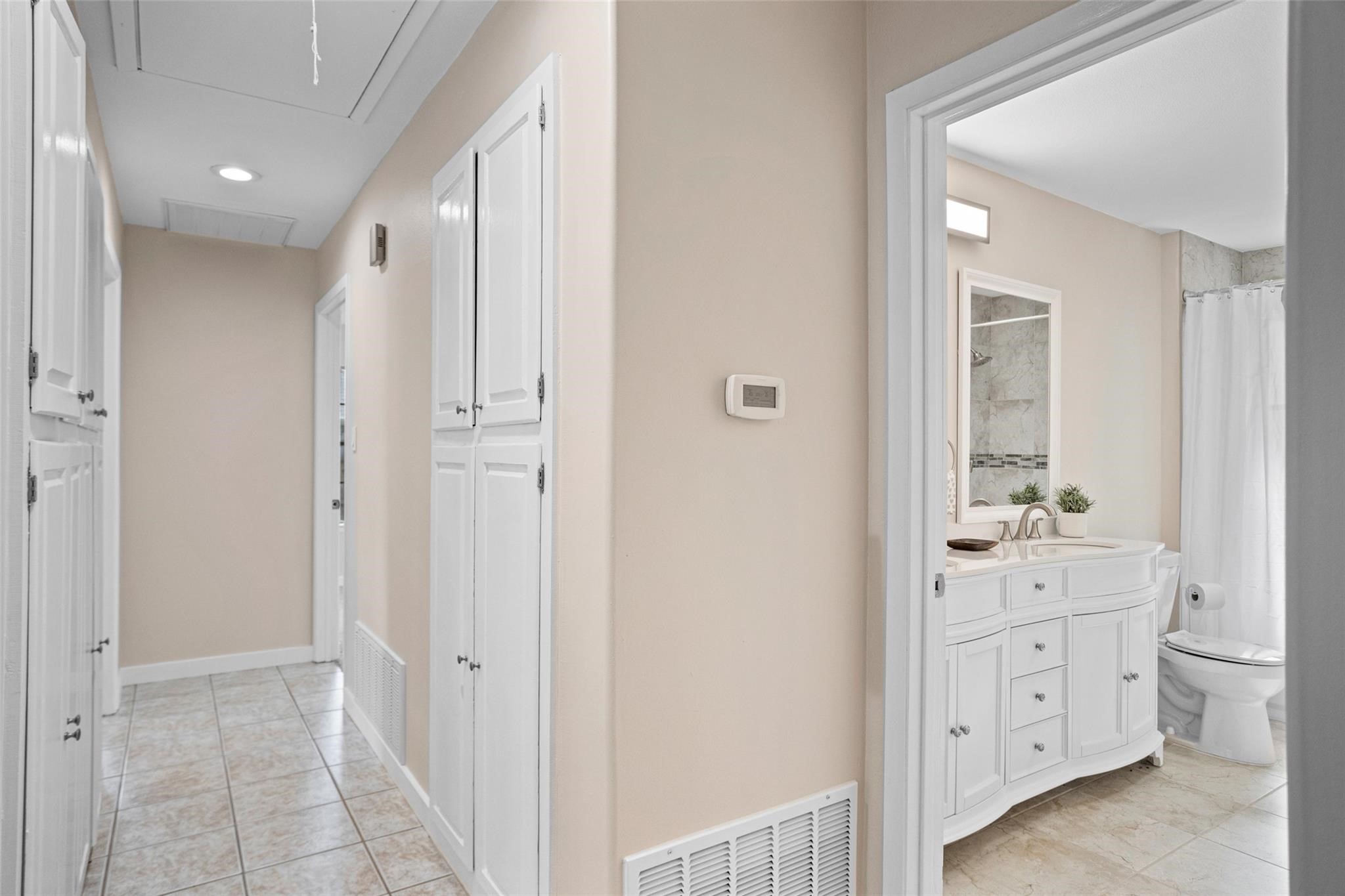 8735 S Monticello Circle 6