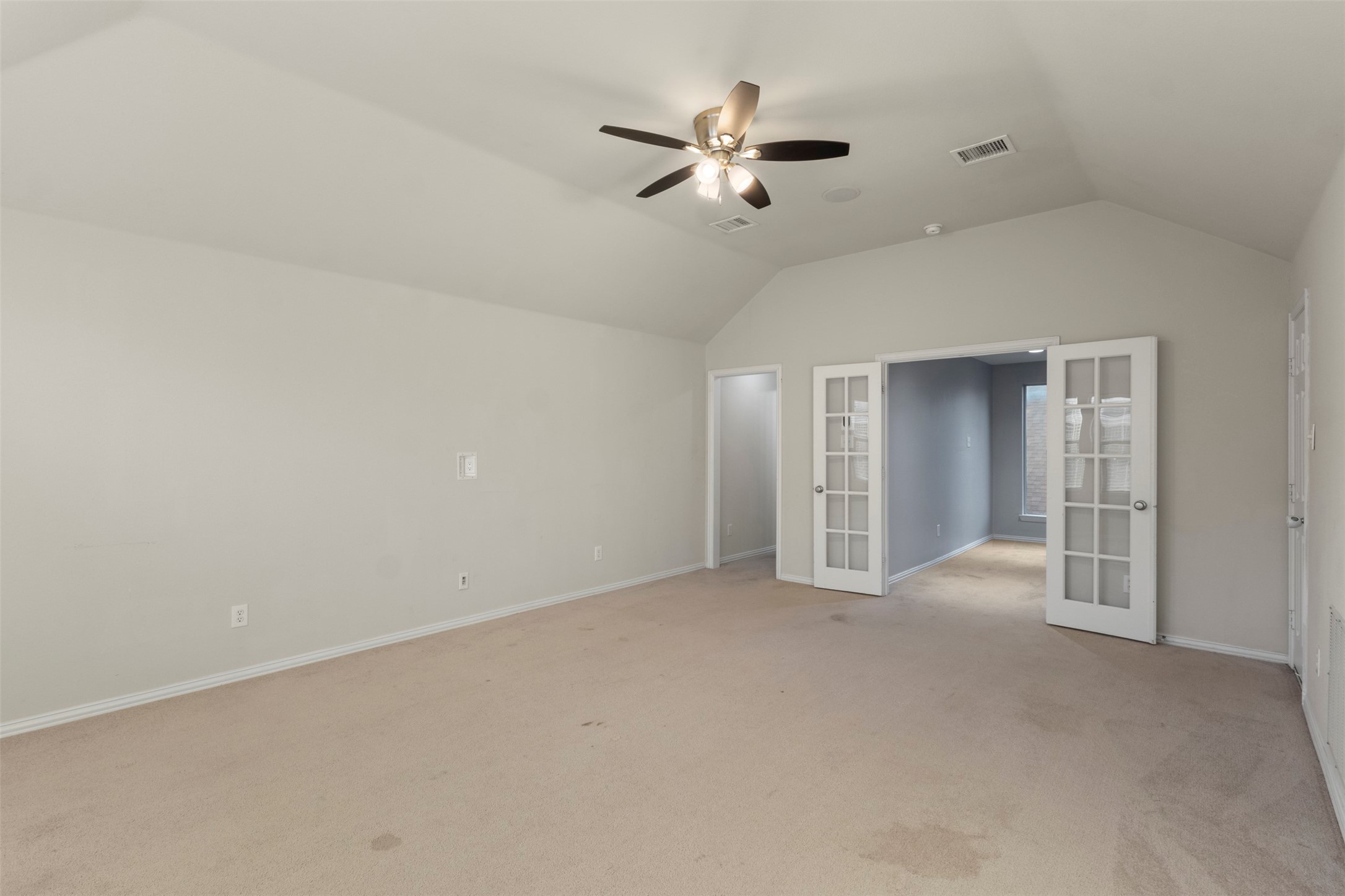 1931 Highland Oaks Drive