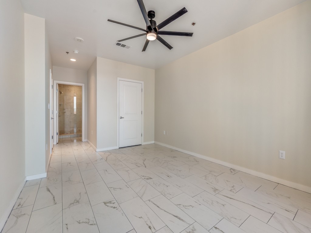 1200 Main Street 1506