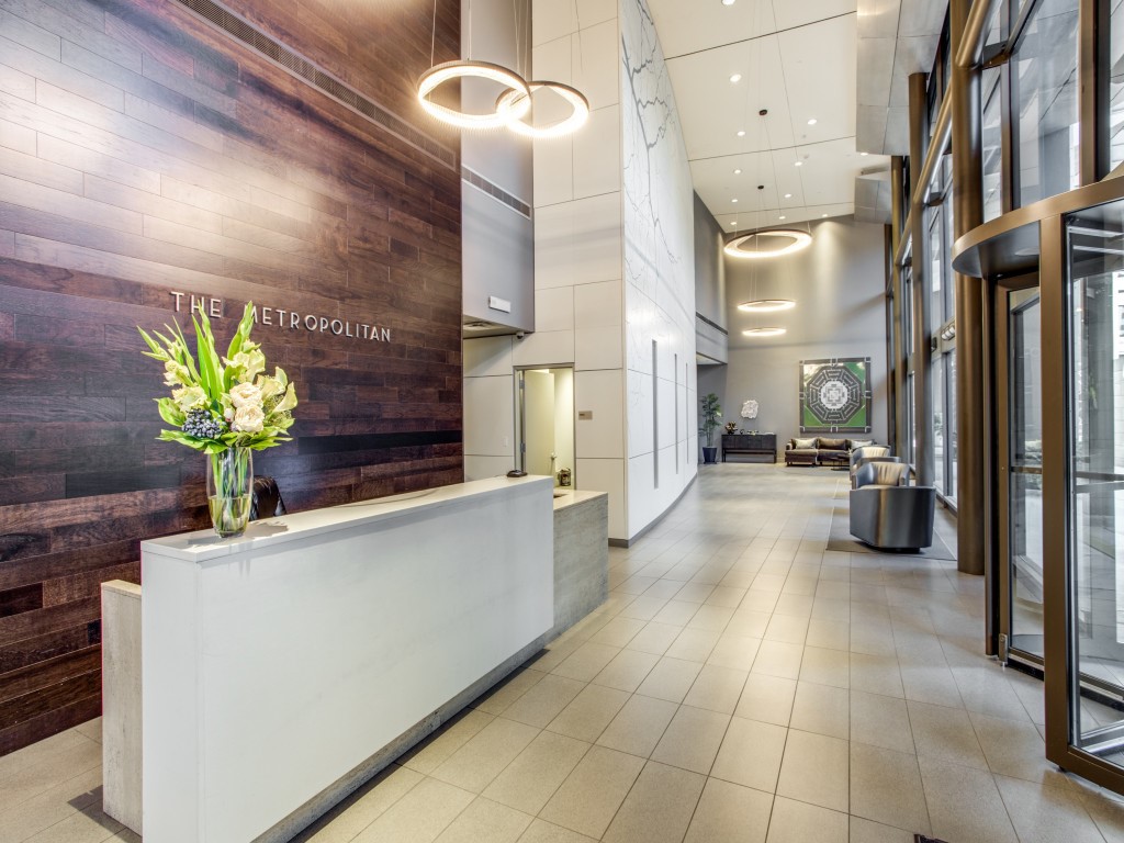 1200 Main Street 1506