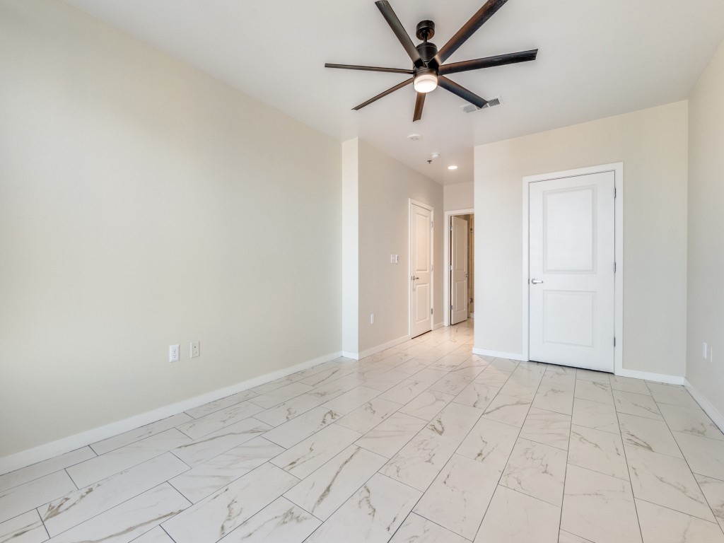 1200 Main Street 1506