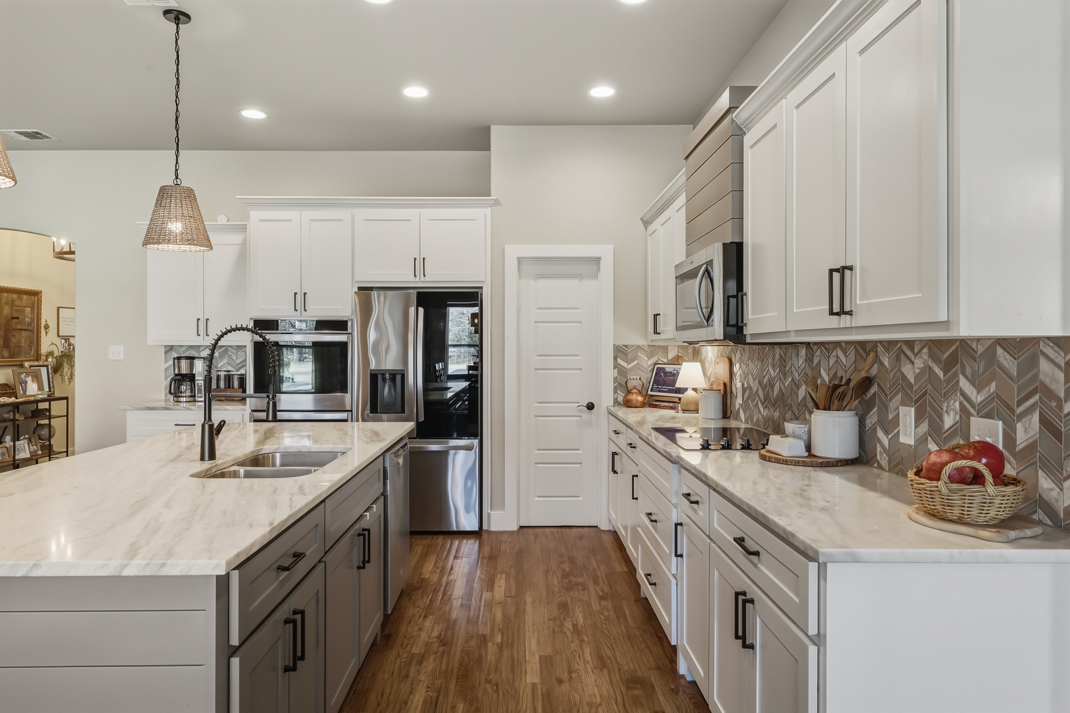 6579 Oak Ridge Court