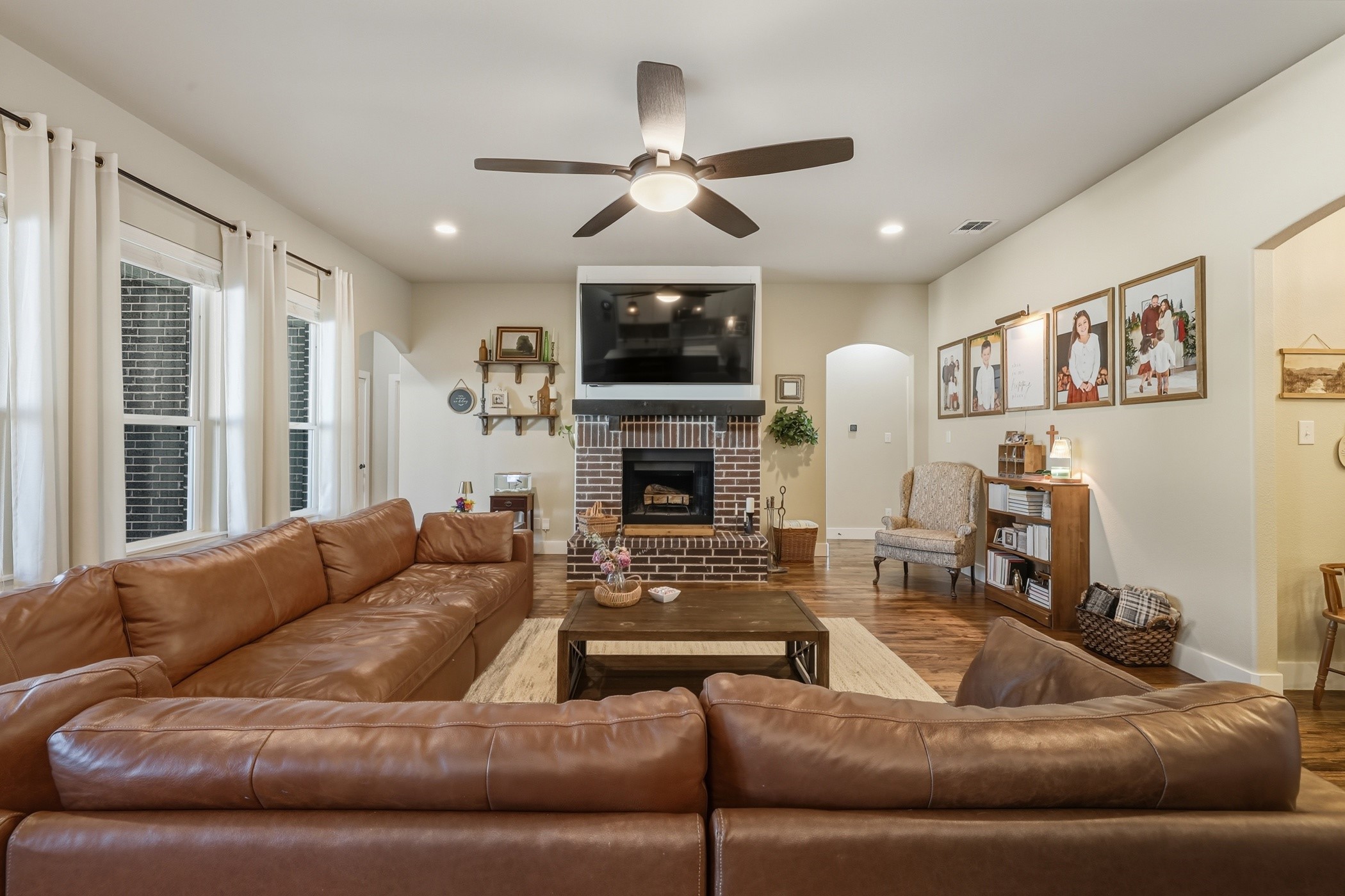 6579 Oak Ridge Court