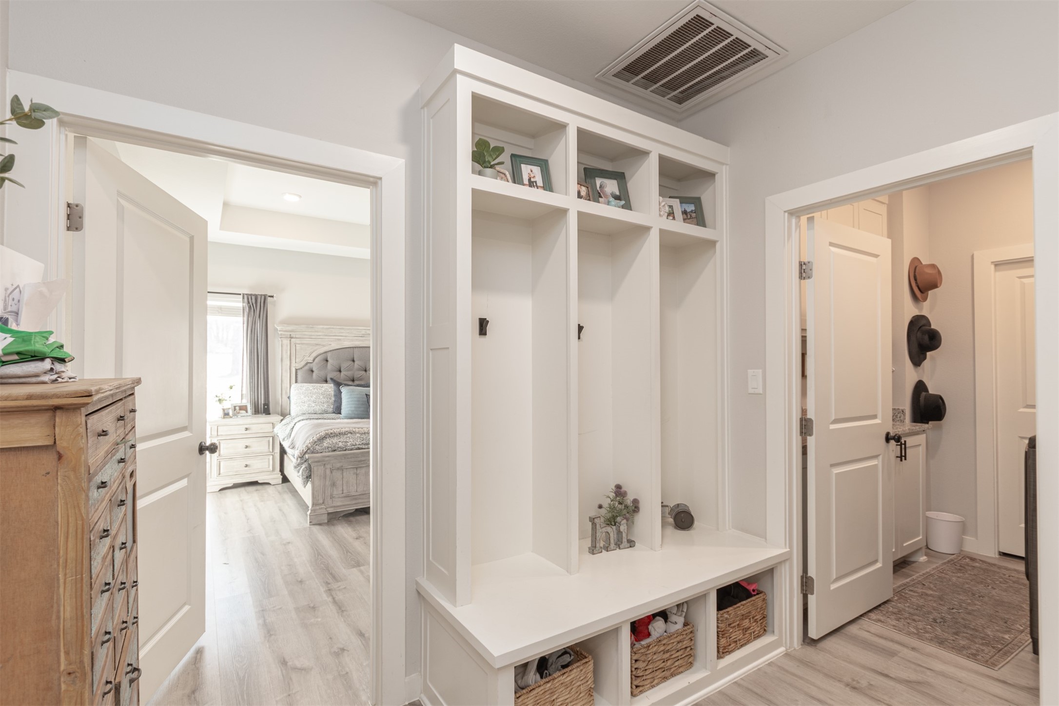 101 Lakeview Trail