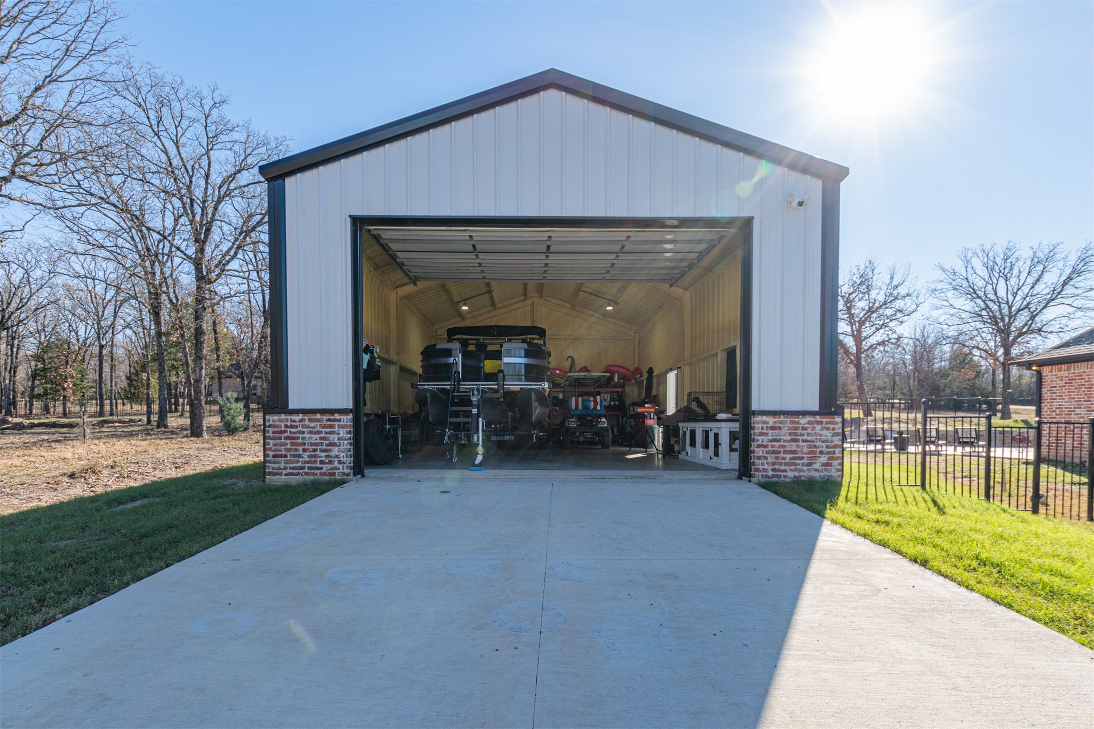 101 Lakeview Trail