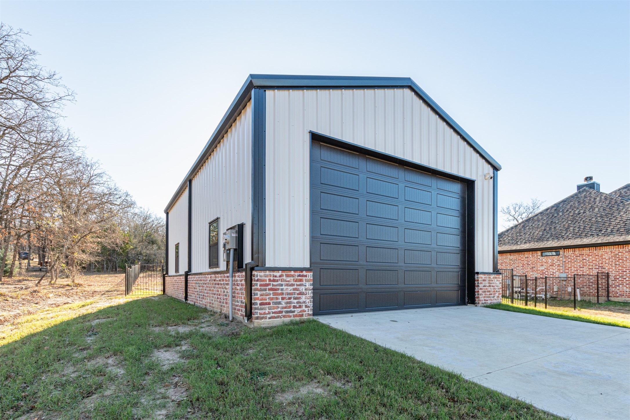 101 Lakeview Trail