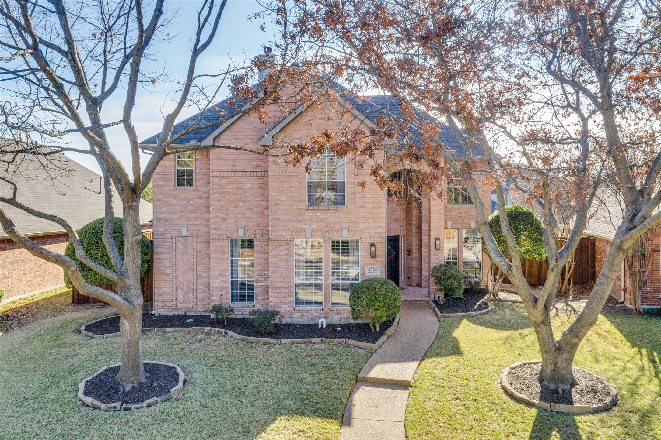 4324 Sendero Trail