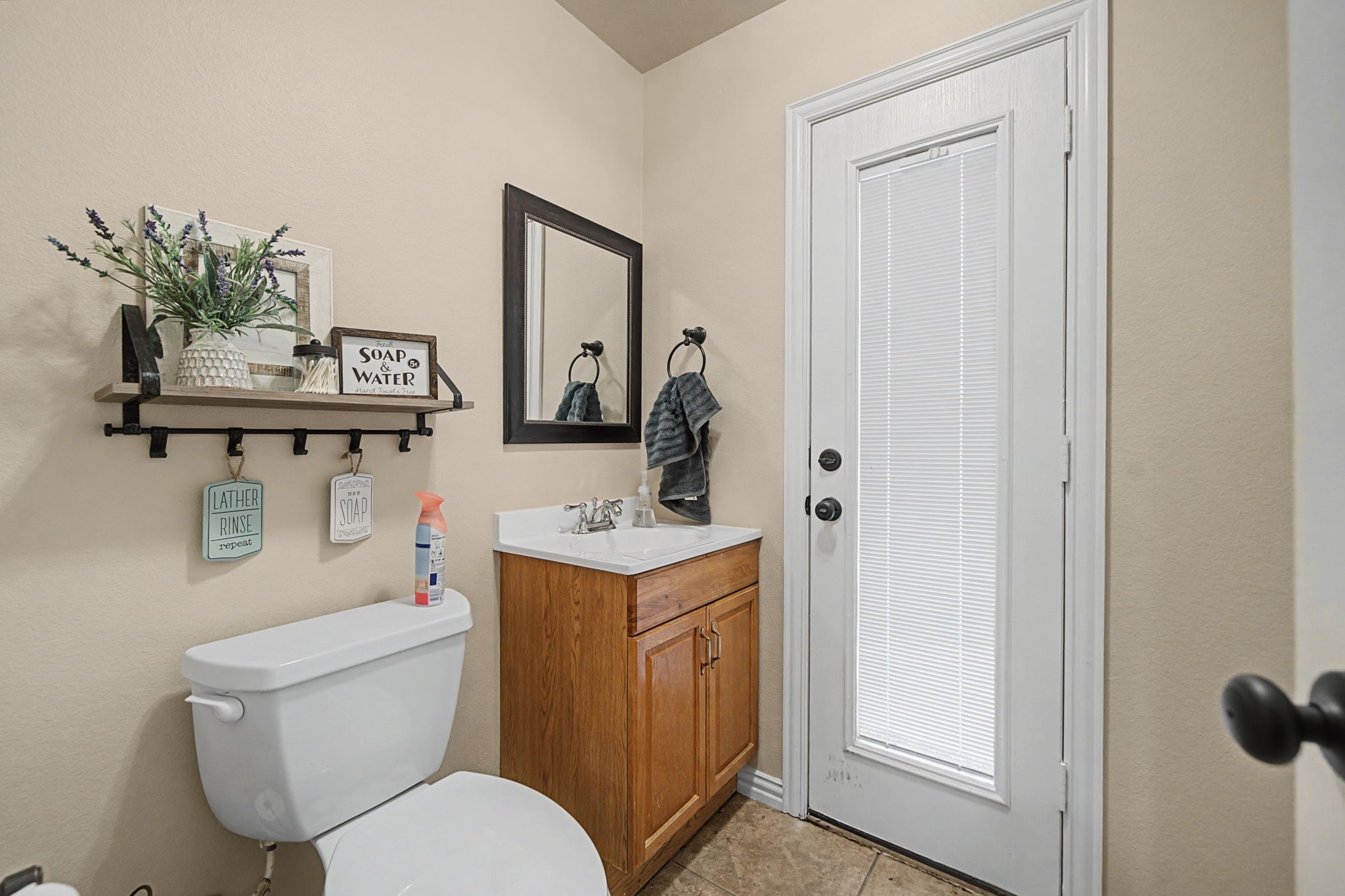 10924 Bradley Circle