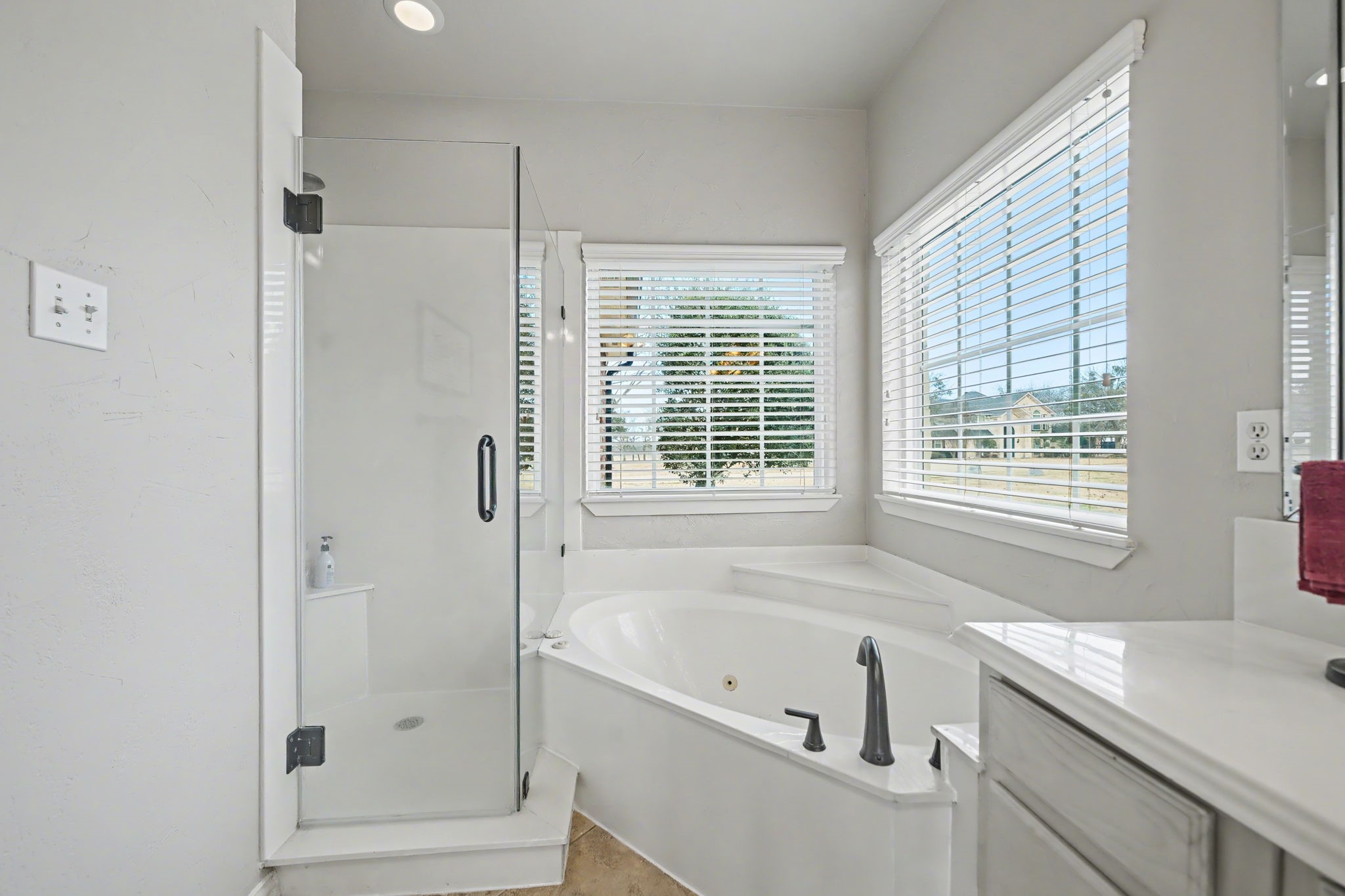 10924 Bradley Circle