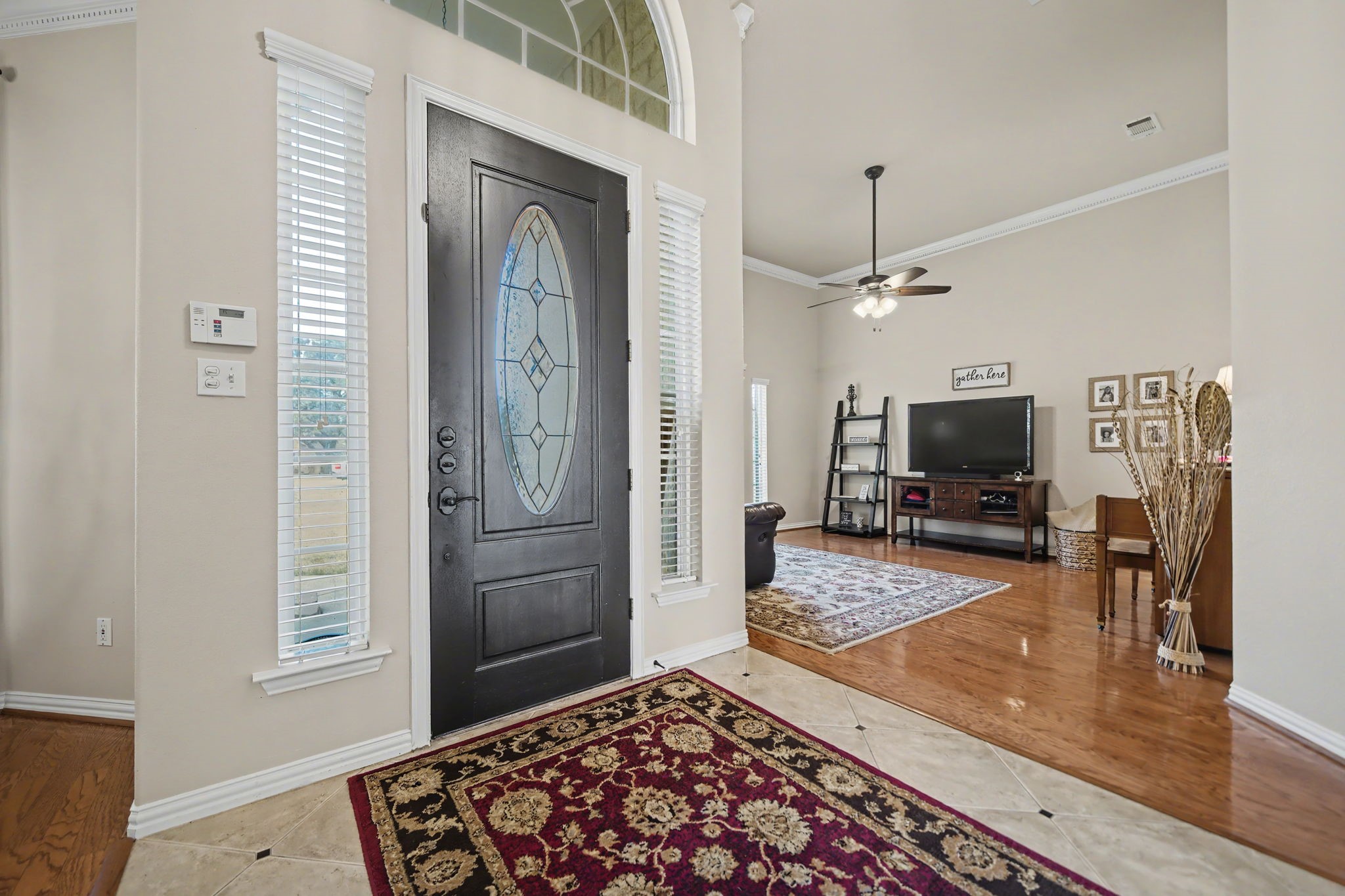 10924 Bradley Circle