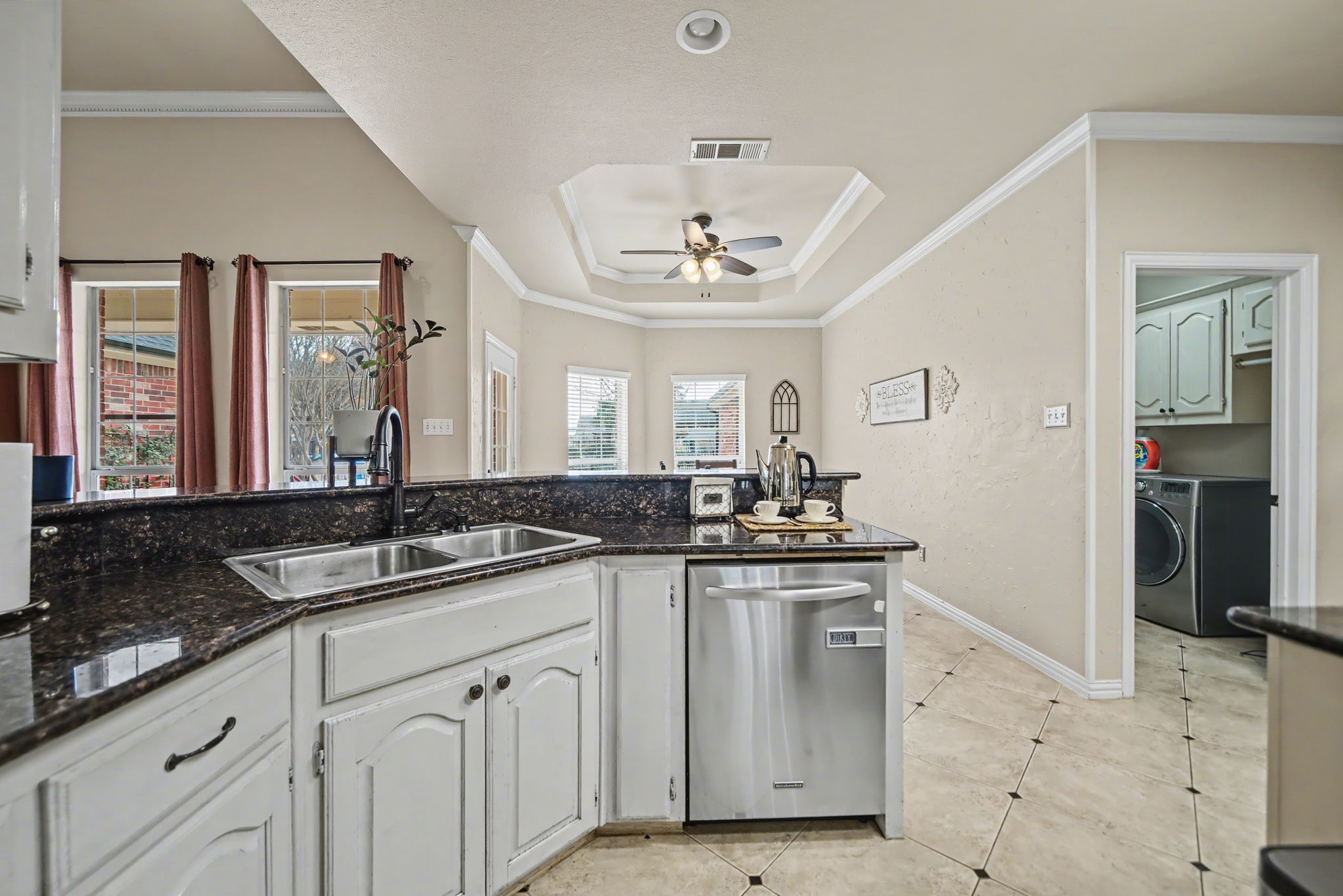 10924 Bradley Circle