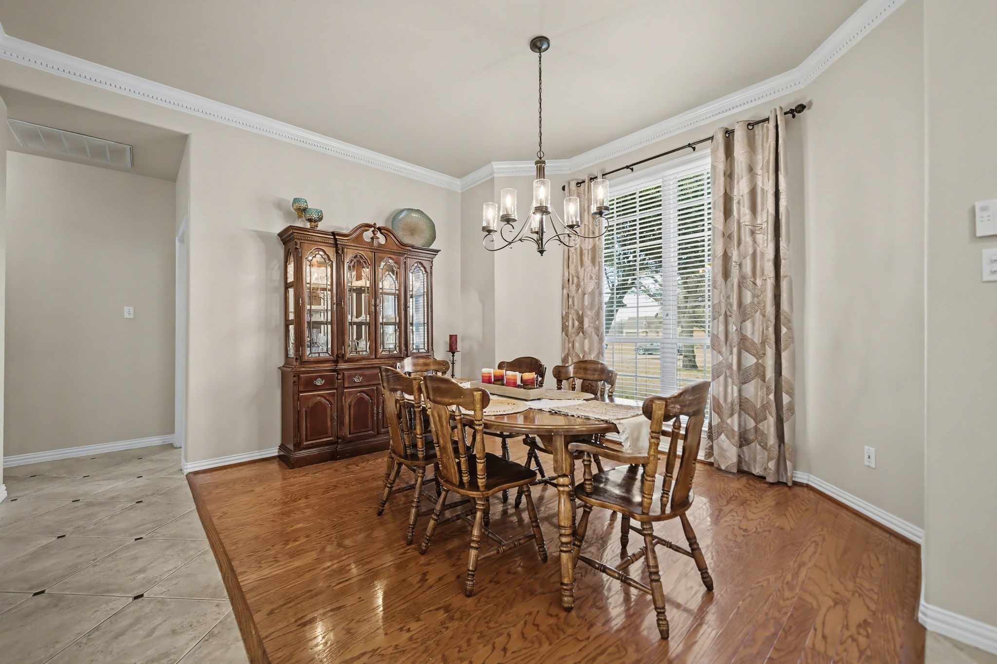 10924 Bradley Circle