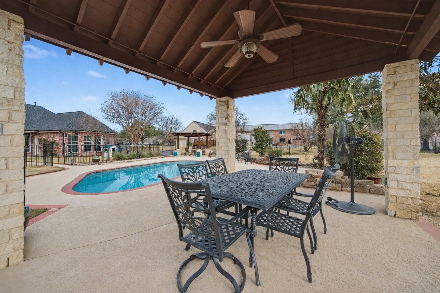 10924 Bradley Circle