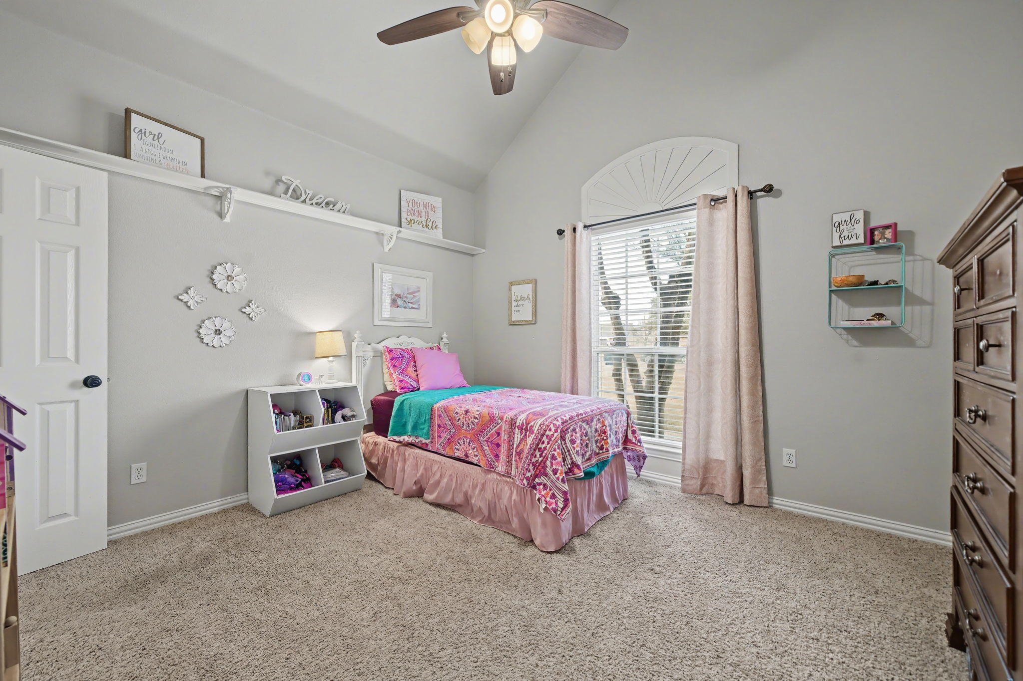 10924 Bradley Circle