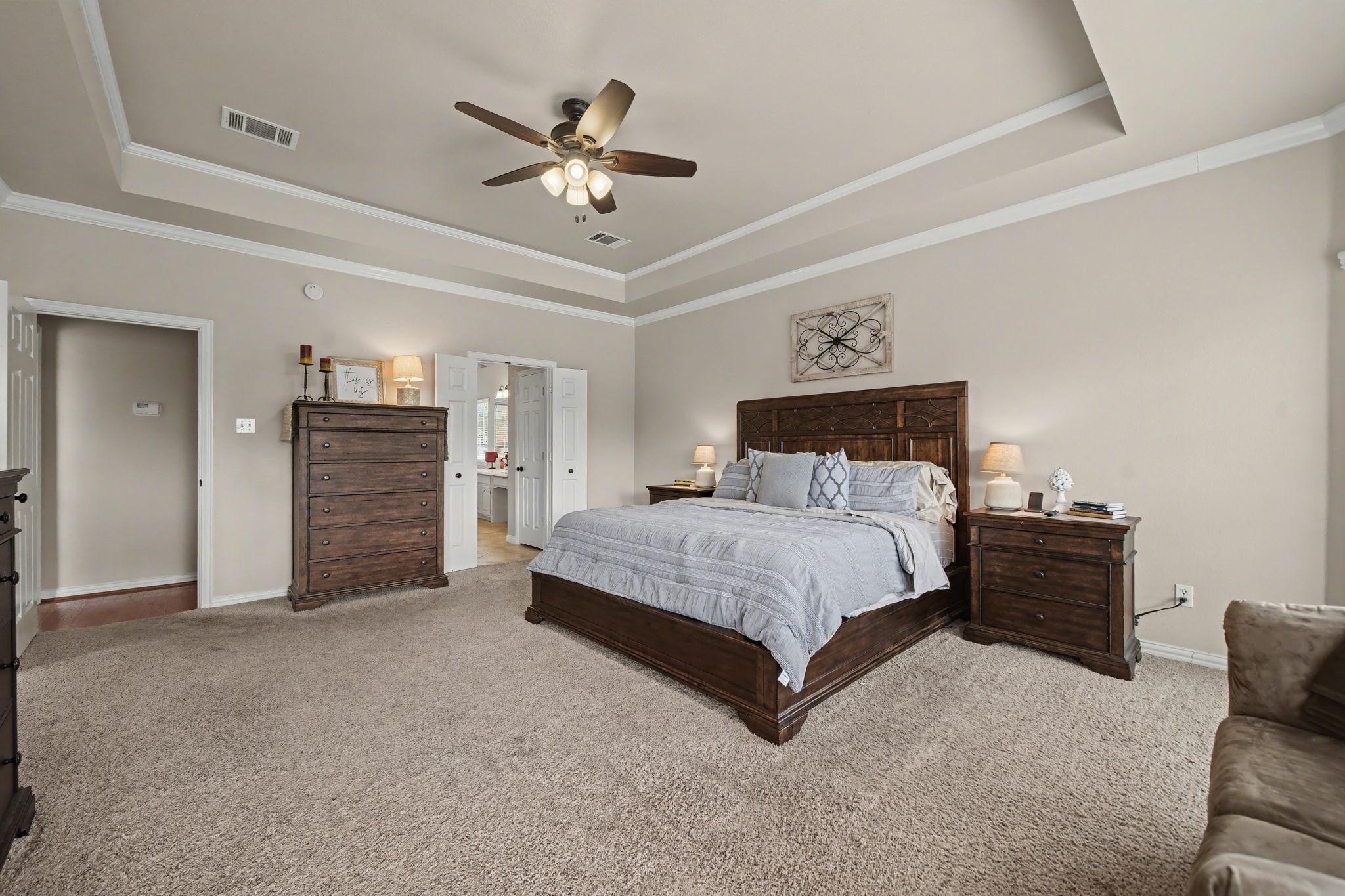 10924 Bradley Circle