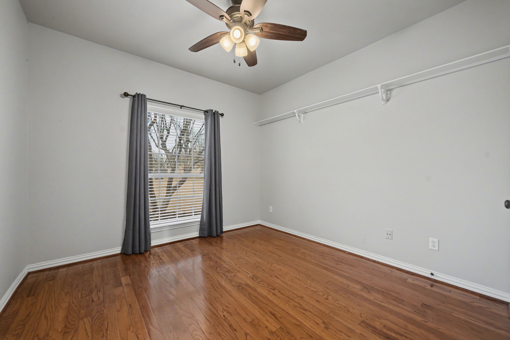 10924 Bradley Circle