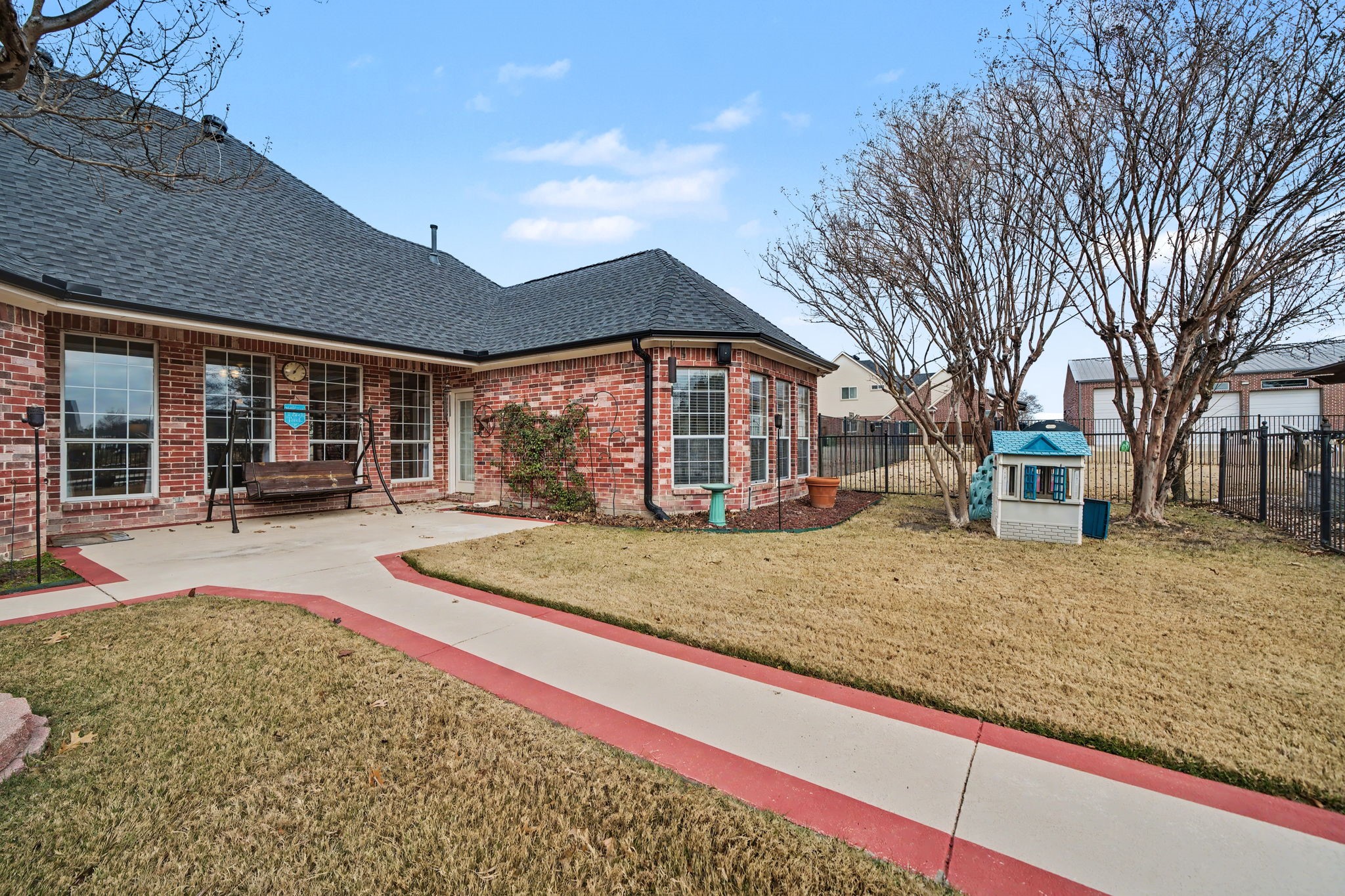 10924 Bradley Circle