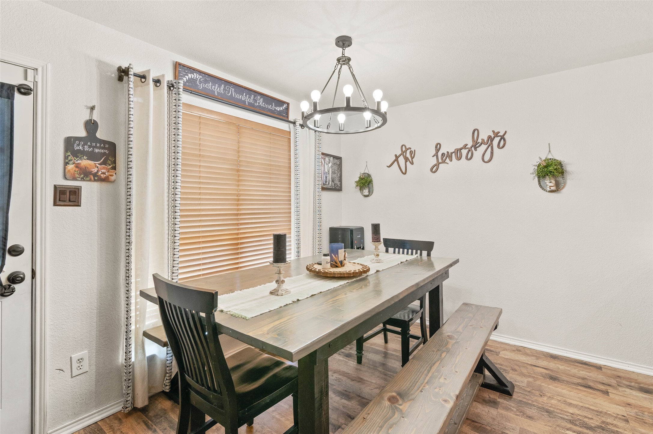 250 Wellington Trail