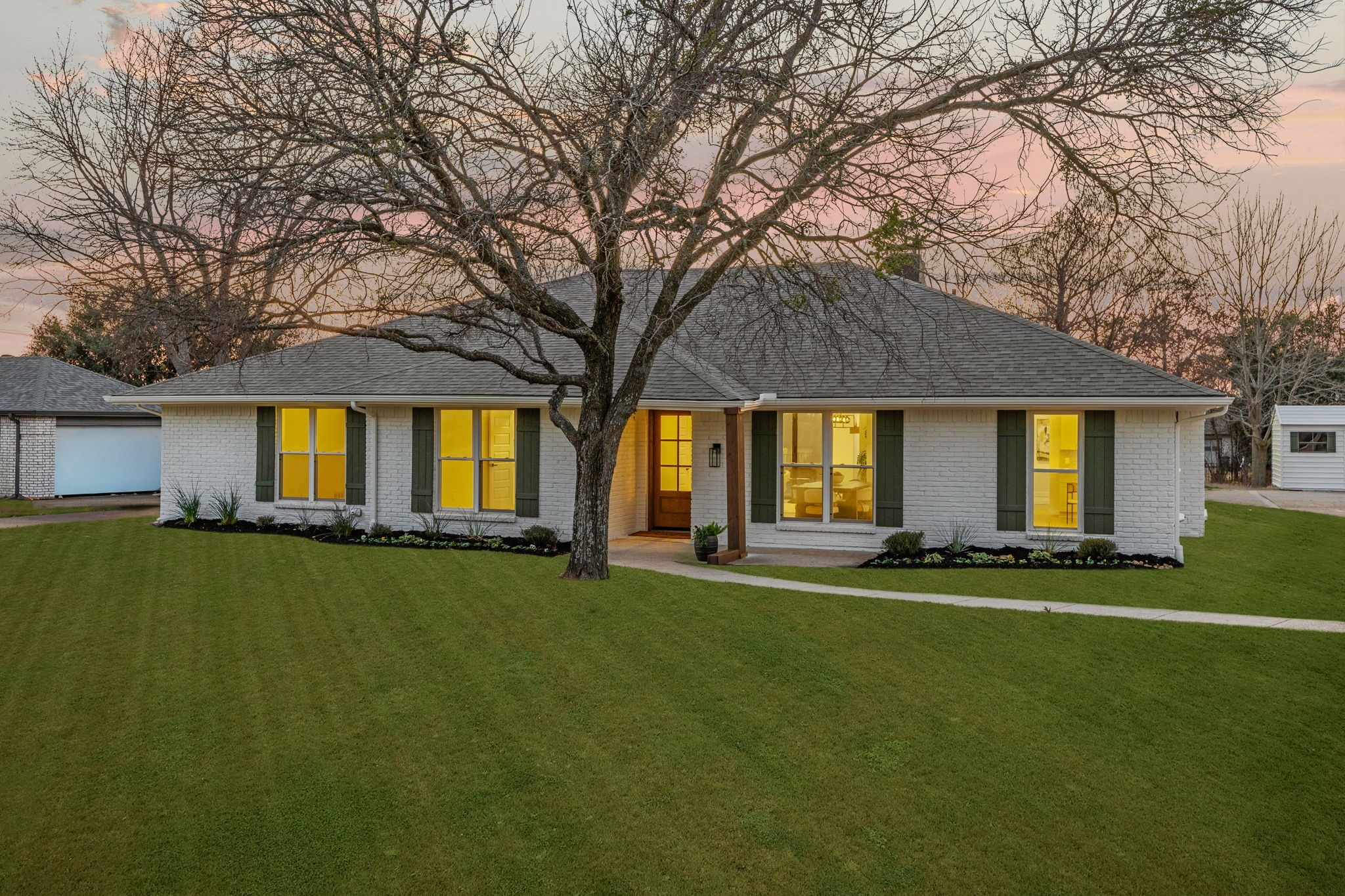 2 Sandra Drive