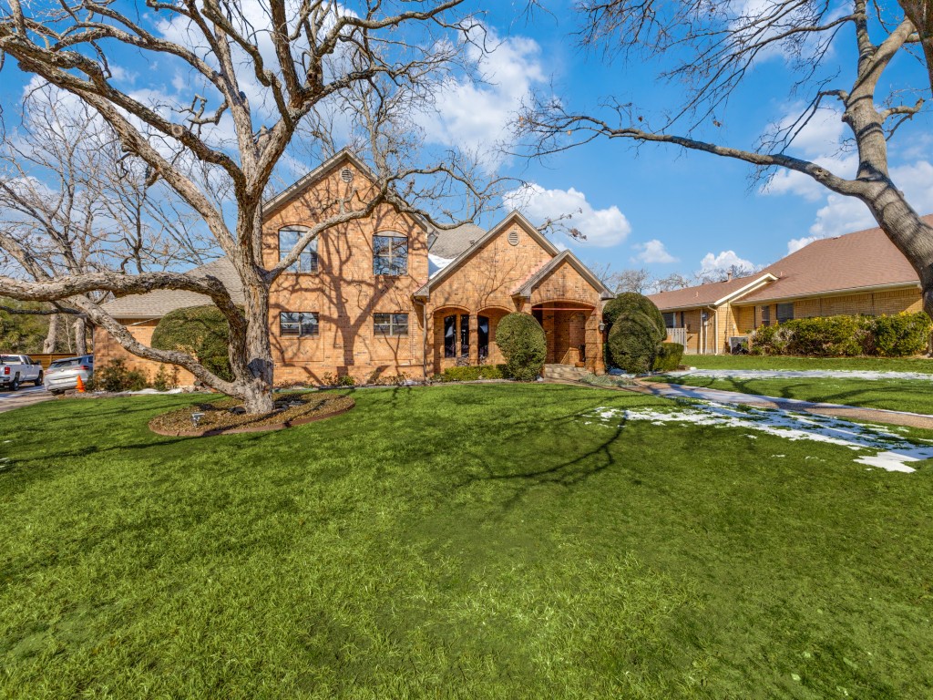 9915 Wood Forest Drive