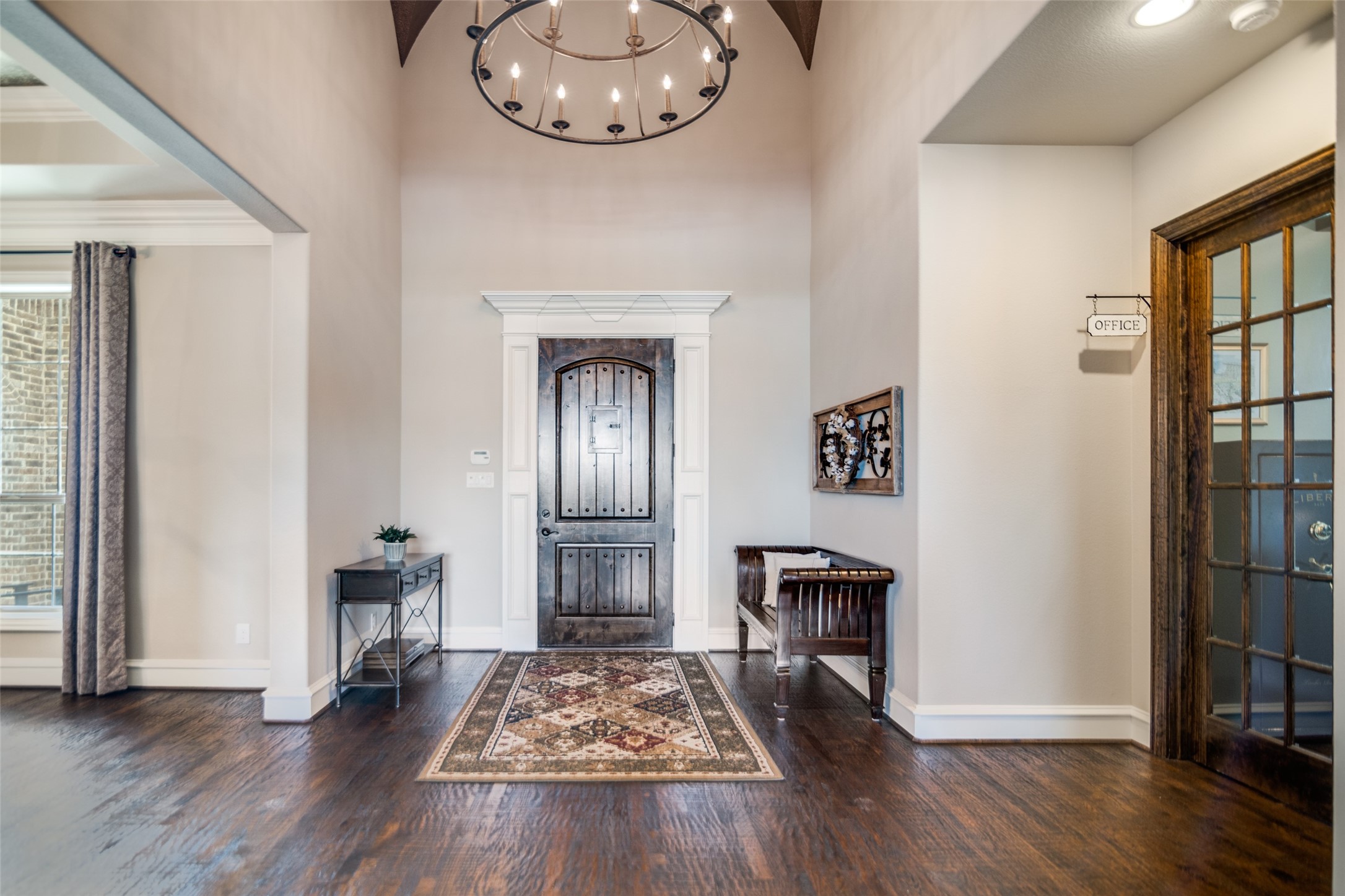 1115 Warwick Court