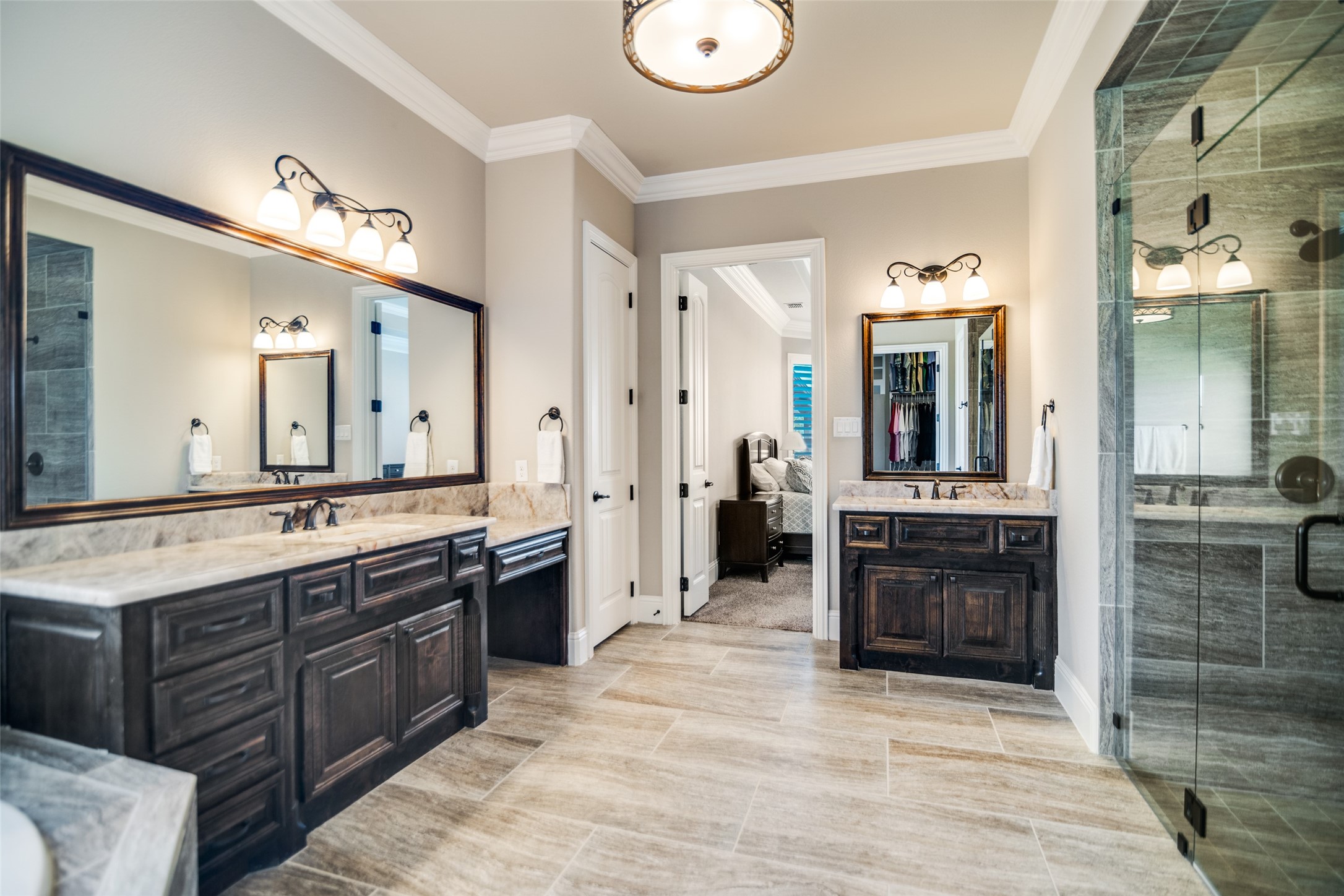 1115 Warwick Court