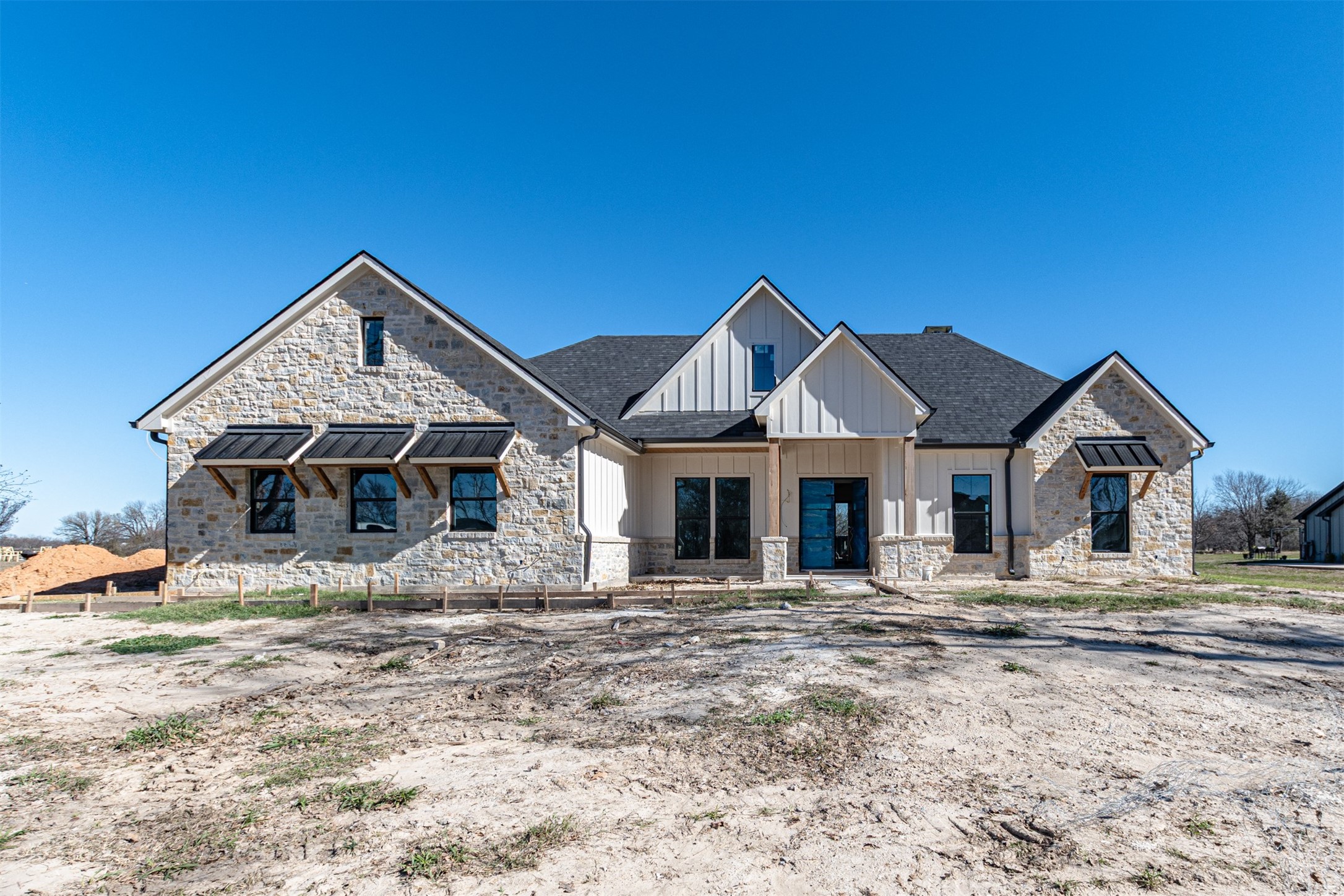 557 Clubhouse Drive
