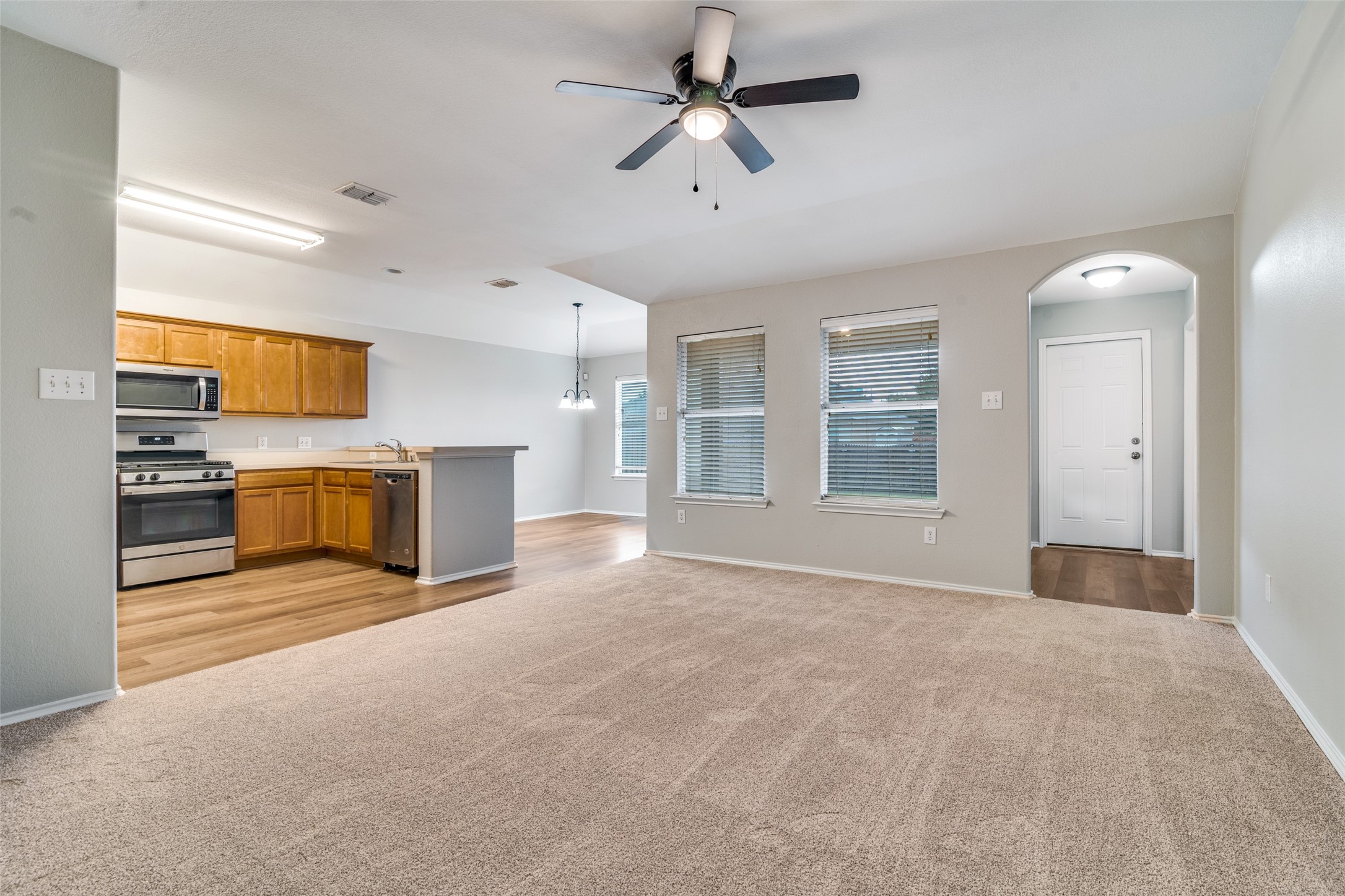 3690 Chestnut Trail