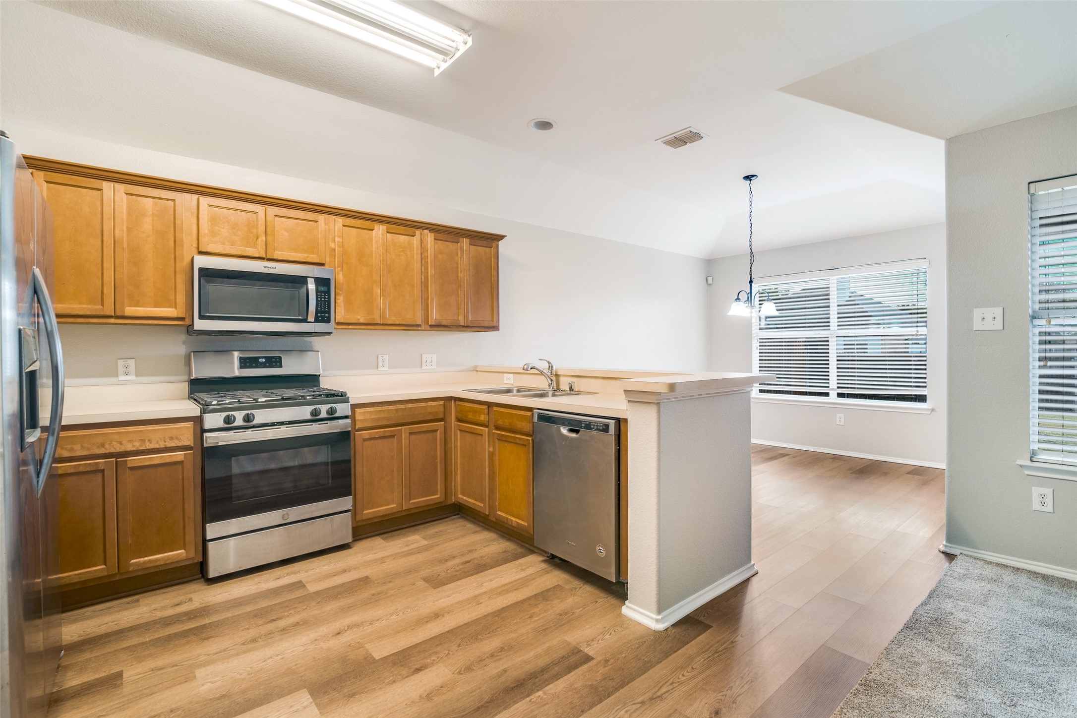 3690 Chestnut Trail