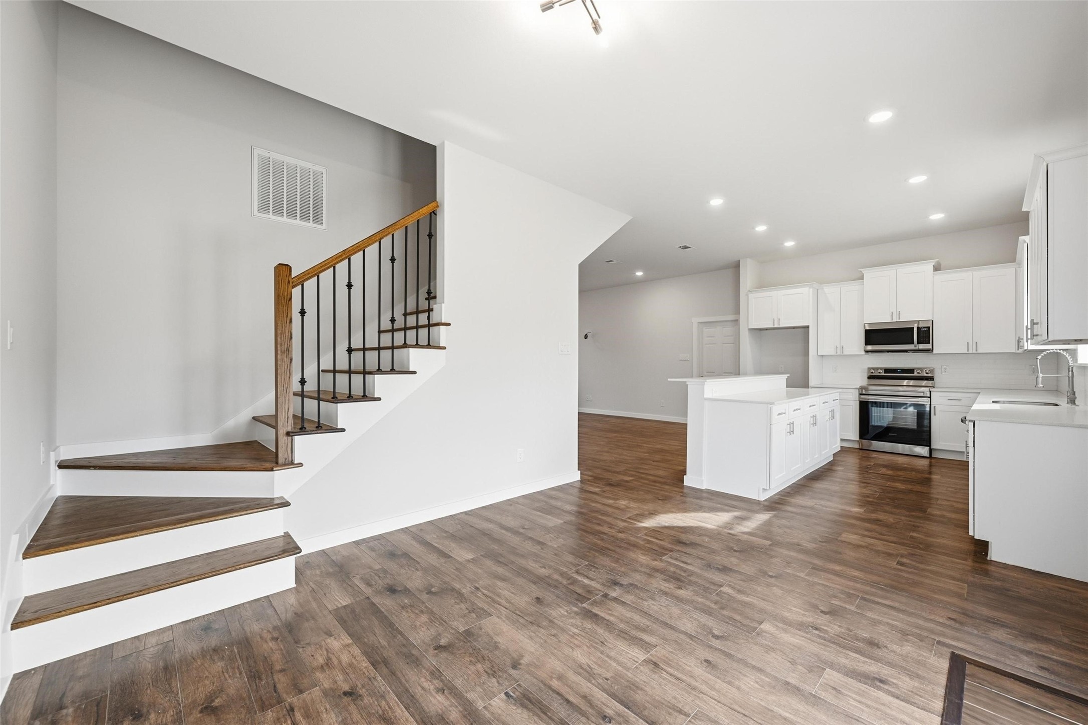 1109 Pollard Street