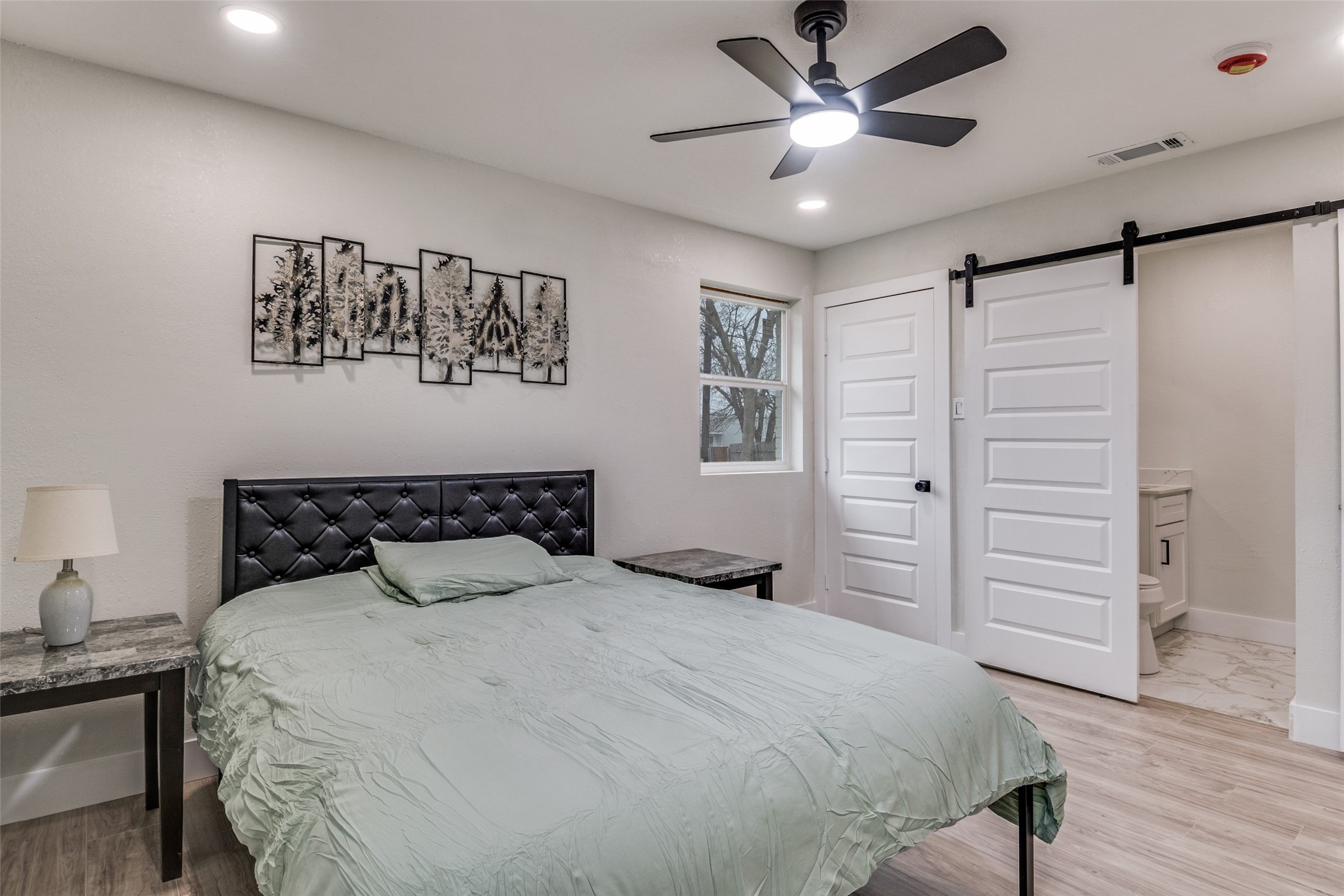 1008 Mardi Gras Lane