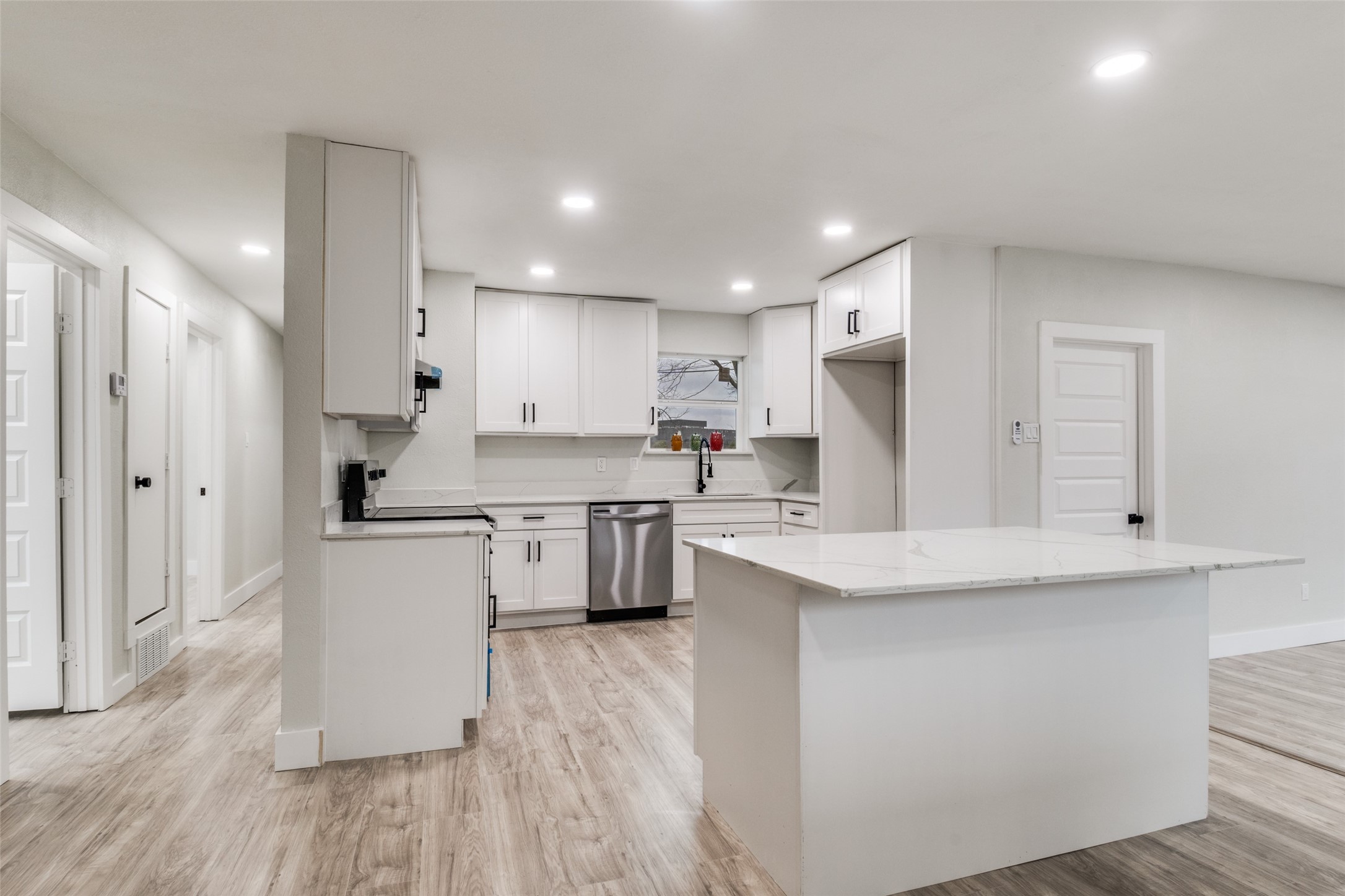 1008 Mardi Gras Lane