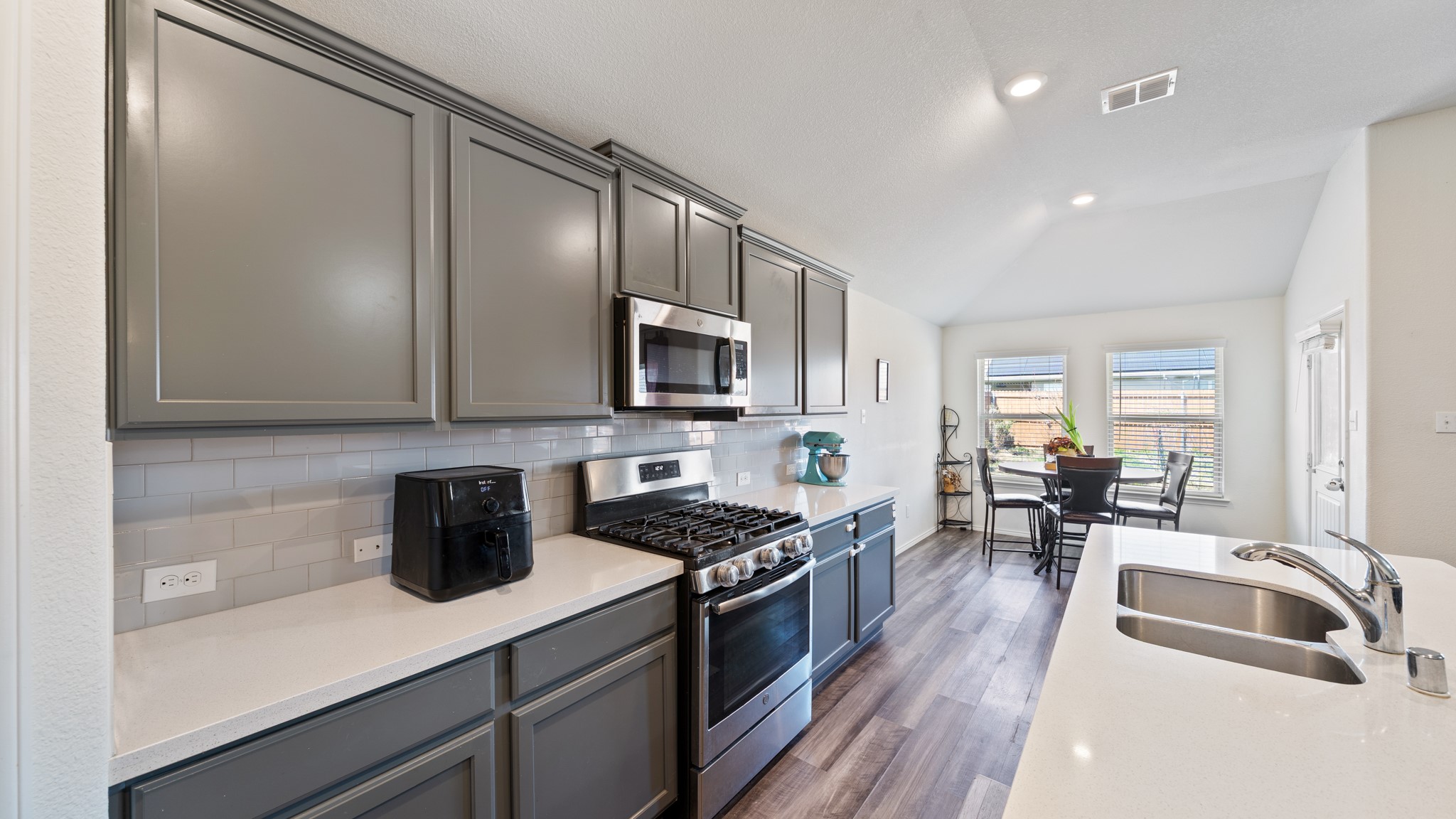 2908 Panhandle Drive