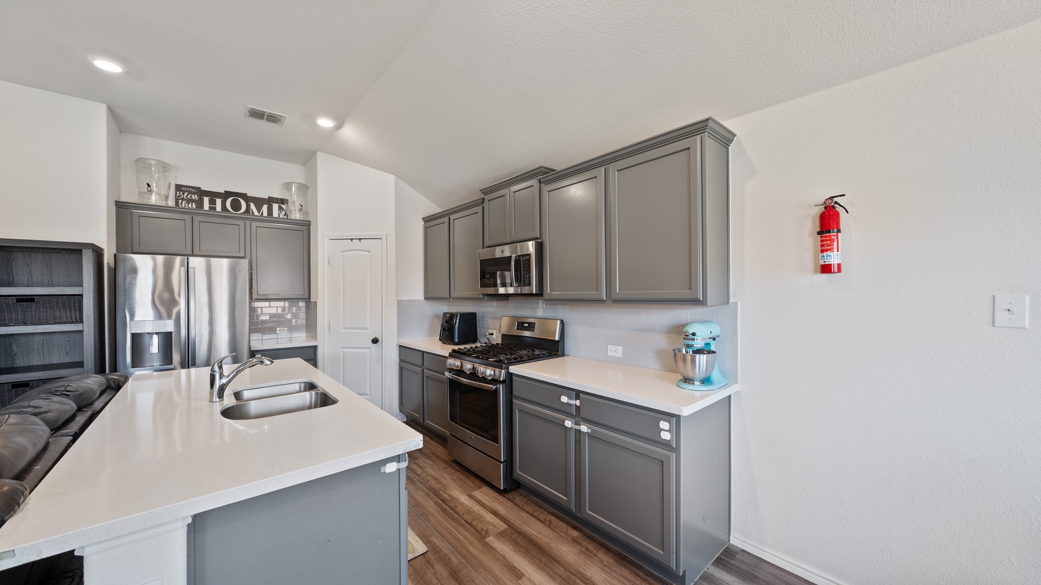 2908 Panhandle Drive