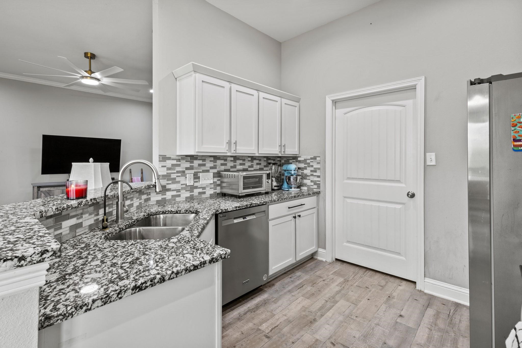 1279 County Road 319