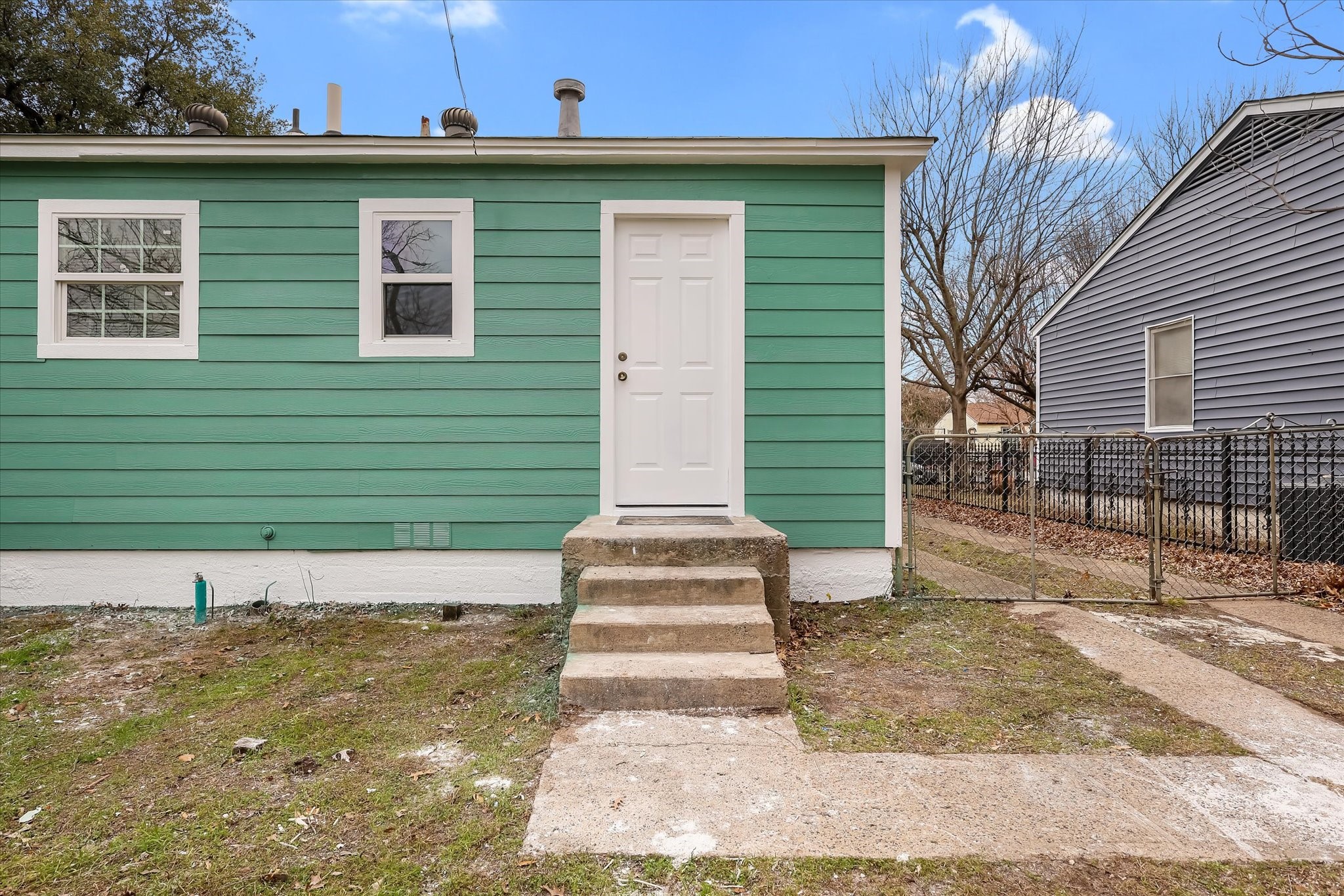 1611 Savoy Street