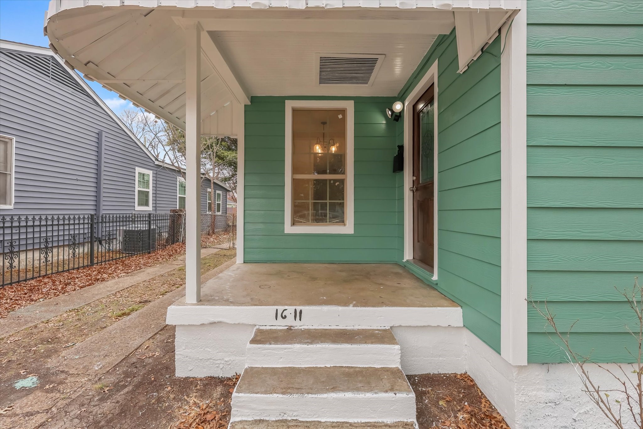 1611 Savoy Street